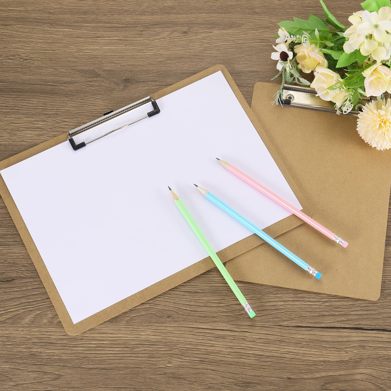 木製イーゼル A3サイズ クリップ付き 楽天市場】【A3サイズまで手軽に飾れる】木製 イーゼル X005