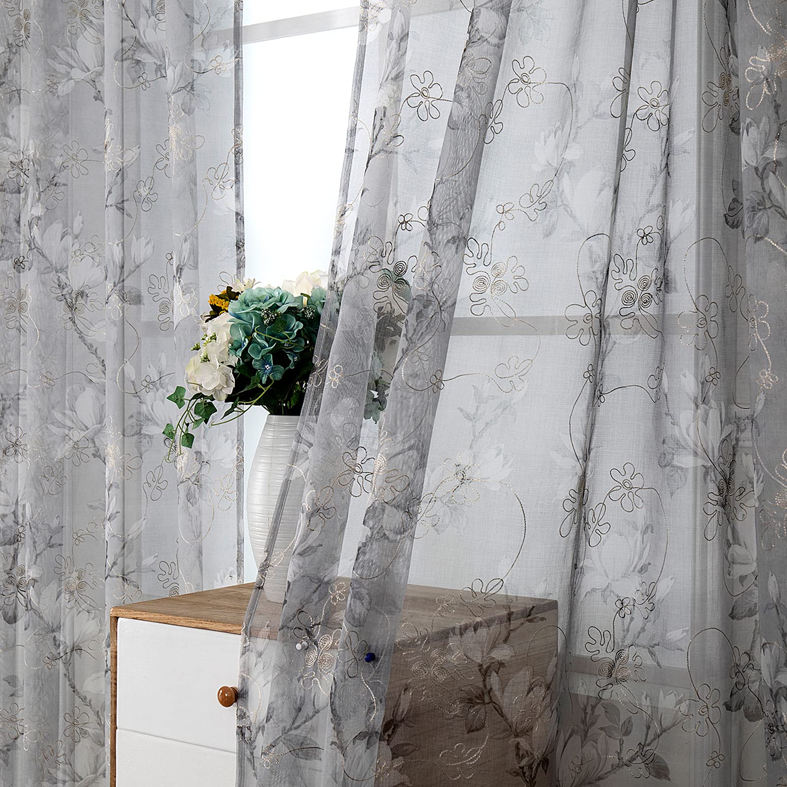 Tollpiz 2 Vorhänge aus Voile, Blumendruck, Grau, mit Blumenmotiv