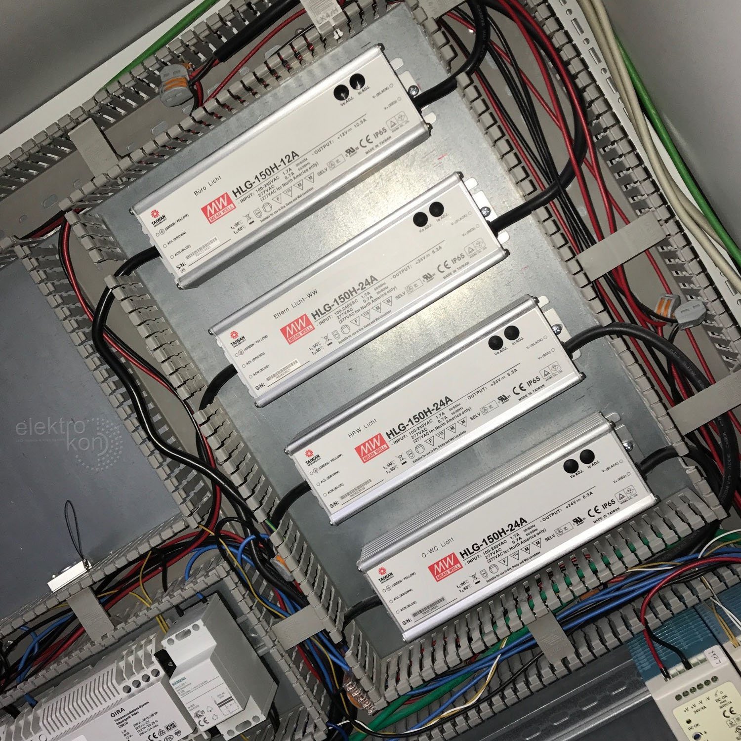 ? LED Netzteil 24V 151W Mean Well HLG-150H-24A Schaltnetzteil Trafo Netzgerät