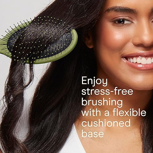 Miniatura 3 de Conair Juego de Cepillos Desenredantes para Cabello, Paquete de 3 Cepillos Desenredantes para Cabello Húmedo o Seco, Desenredante Suave para Todo