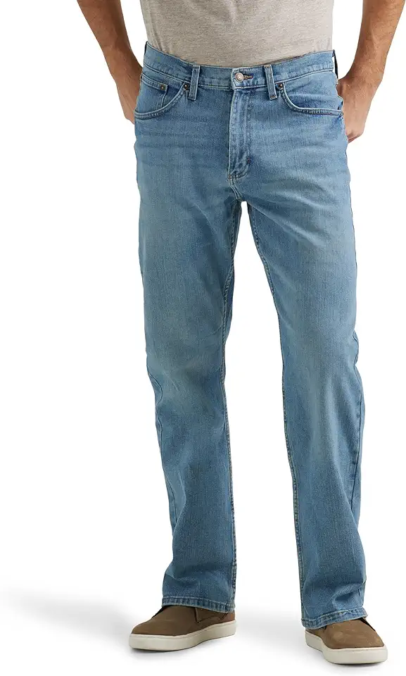 Wrangler Men's Free to Stretch Relaxed Fit Bootcut Jean