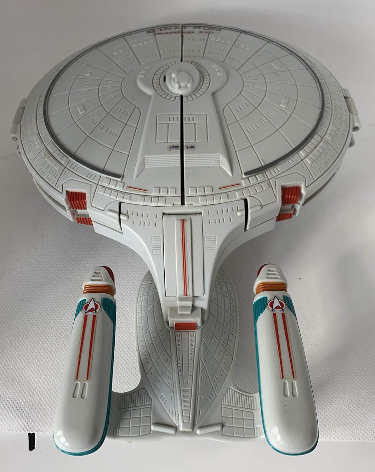 Star Trek the Next Generation Innerspace Playset - U.S.S. Enterprise NCC-1701-D
