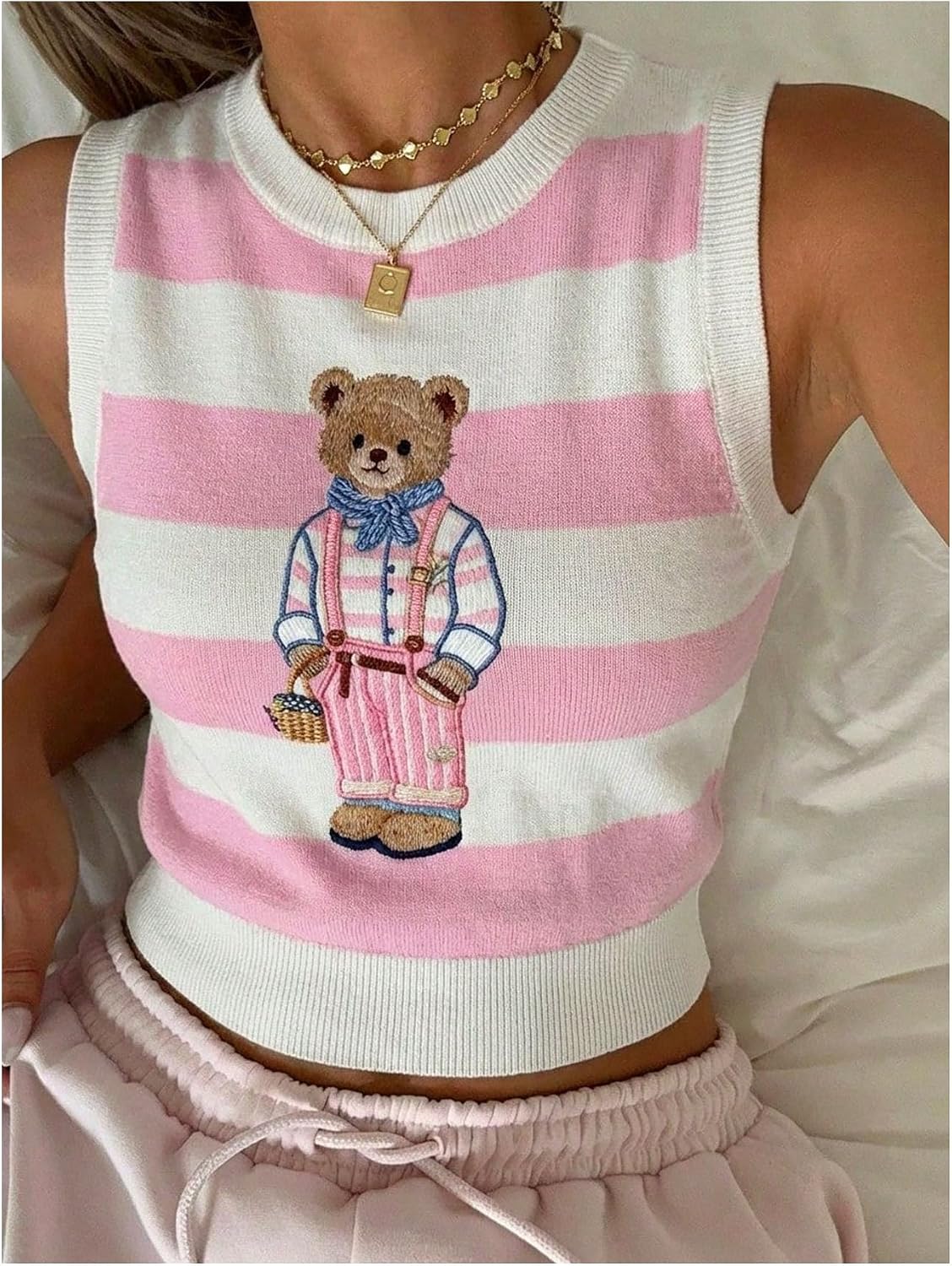 RoseSeek Women's Striped Bear Embroidery Knit Vest Crew Neck Sleeveless Sweater Vests Cute Pullover Tops