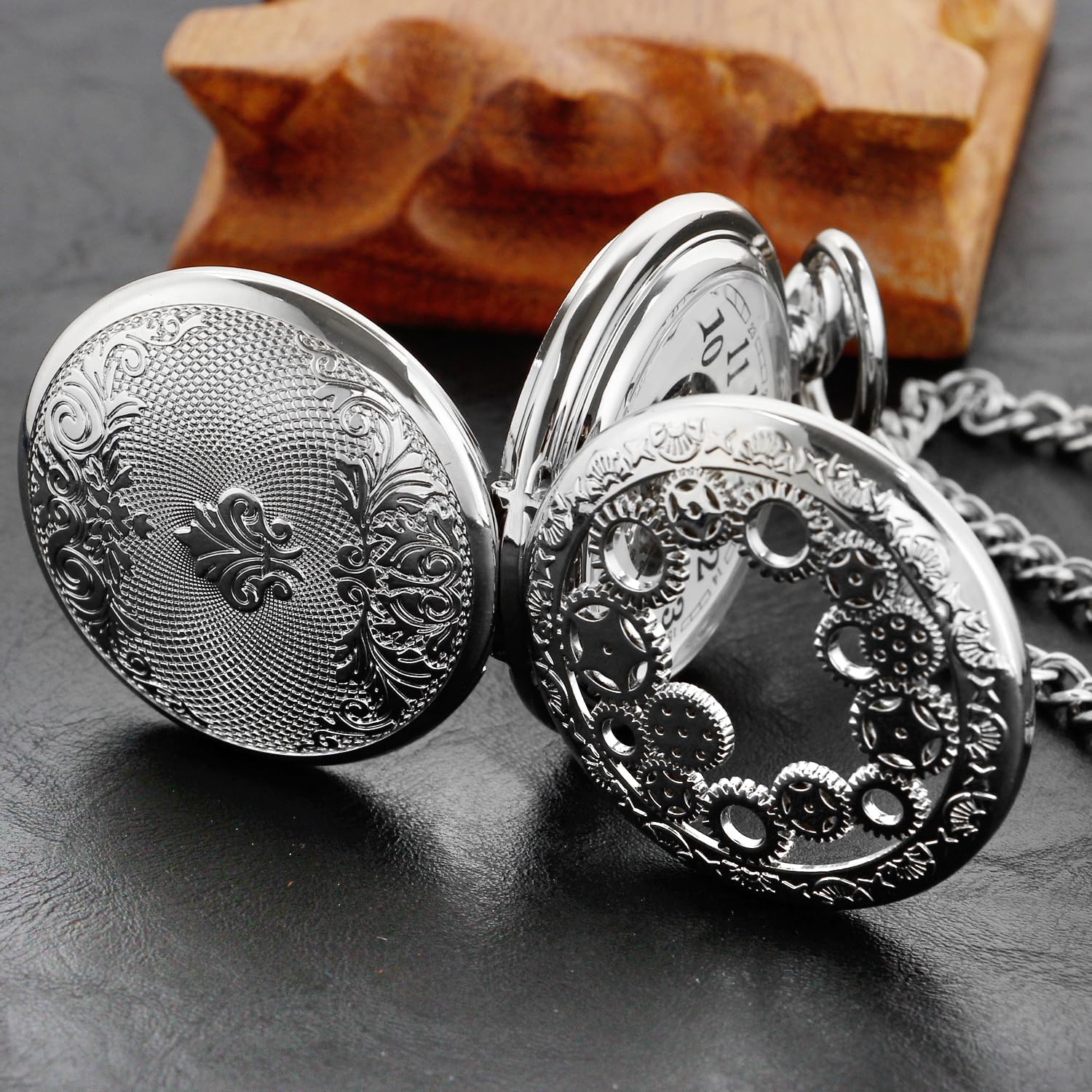 Classic Silver Mechanical Pocket Watch, Roman Numerals Silver Pocket Watch with Chain Box for Men