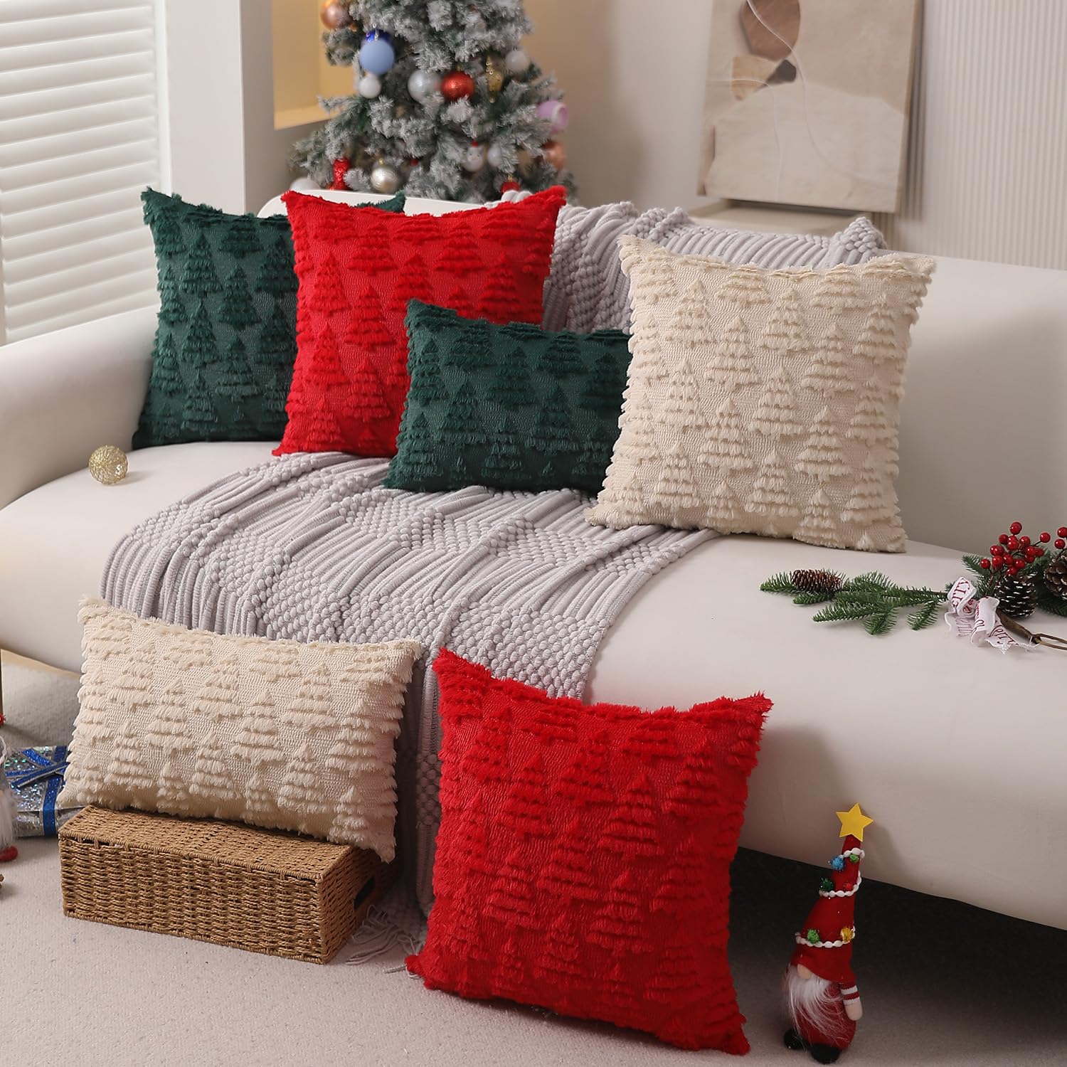 Juego de 2 fundas de almohada navideñas de 18 x 18 pulgadas, fundas de almohada de color verde oscuro para árbol de Navidad, fundas de almohada suaves de piel sintética para invierno, Navidad 5