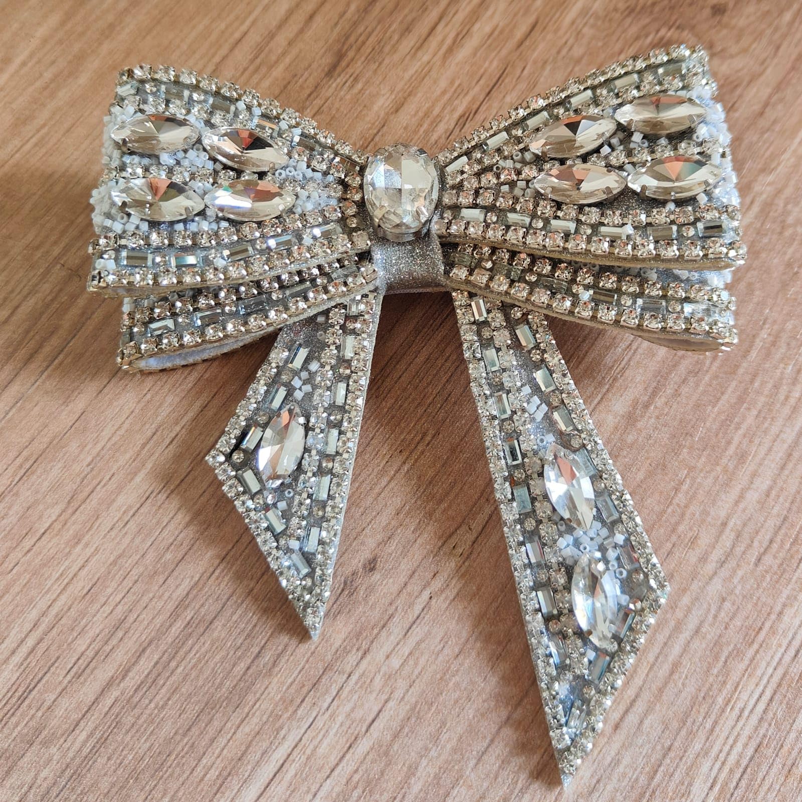 Oh So Bling Embellished Crystal and Beads GlamGirl Hair Bow (B0DHH4X7JH) Amazon Price History, Amazon Price Tracker
