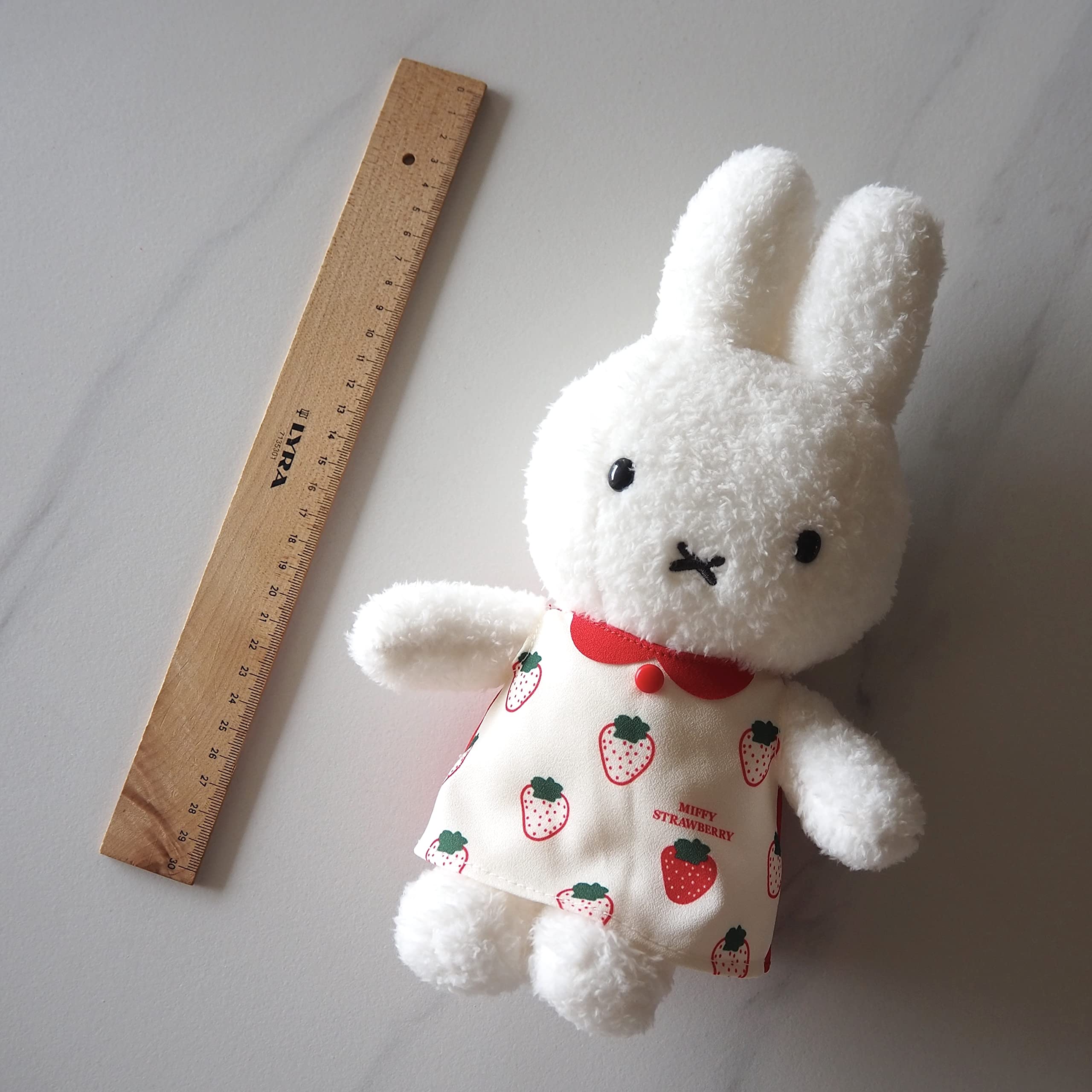 Amazon.co.jp: Miffy Strawberry Plush Toy : Toys & Games