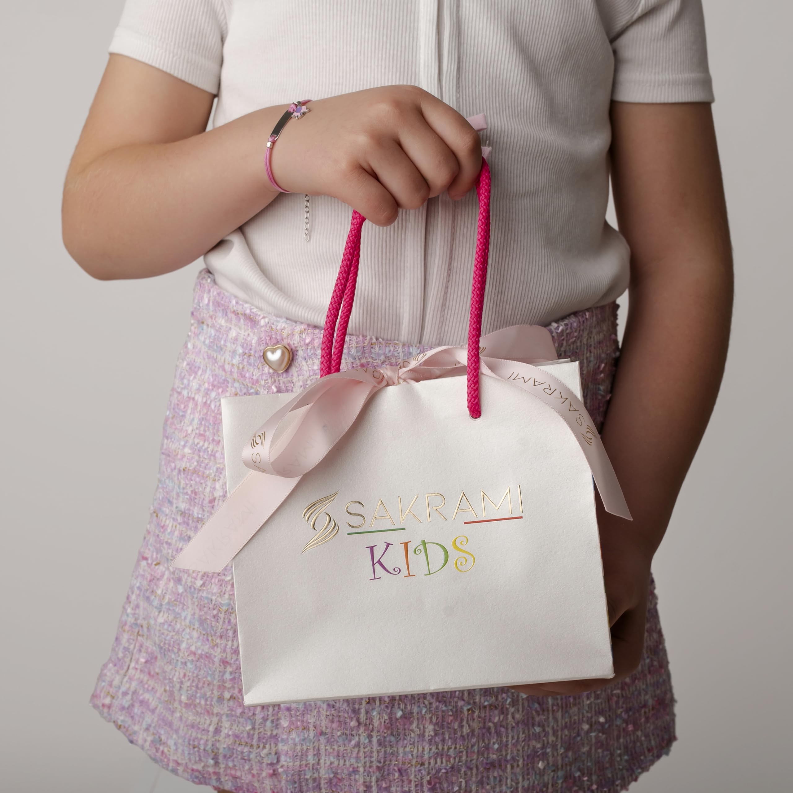 Sakrami Bracciale Argento 925 Bimba Cordoncino Giallo con Farfalla Giallo Kids Collection + Confezione Regalo Personalizzata - Braccialetto per Nascita Comunione o Battesimo