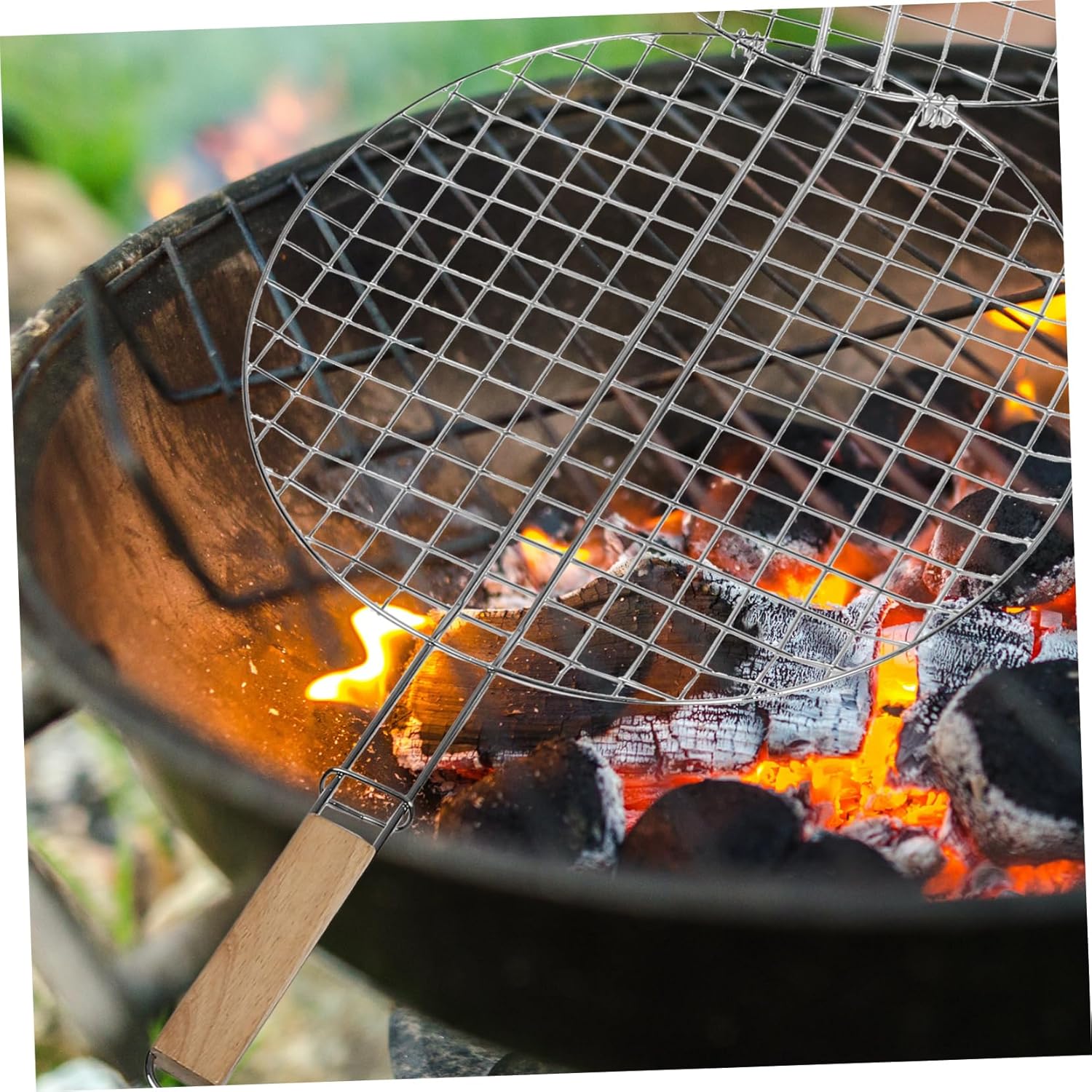 Totority Stainless Steel Round Barbecue Rack Wooden Handle Versatile Cooking for Outdoor Grilling Bbq Fish and Meat Lightweight and Portable Grill Tool for Camping and Picnics