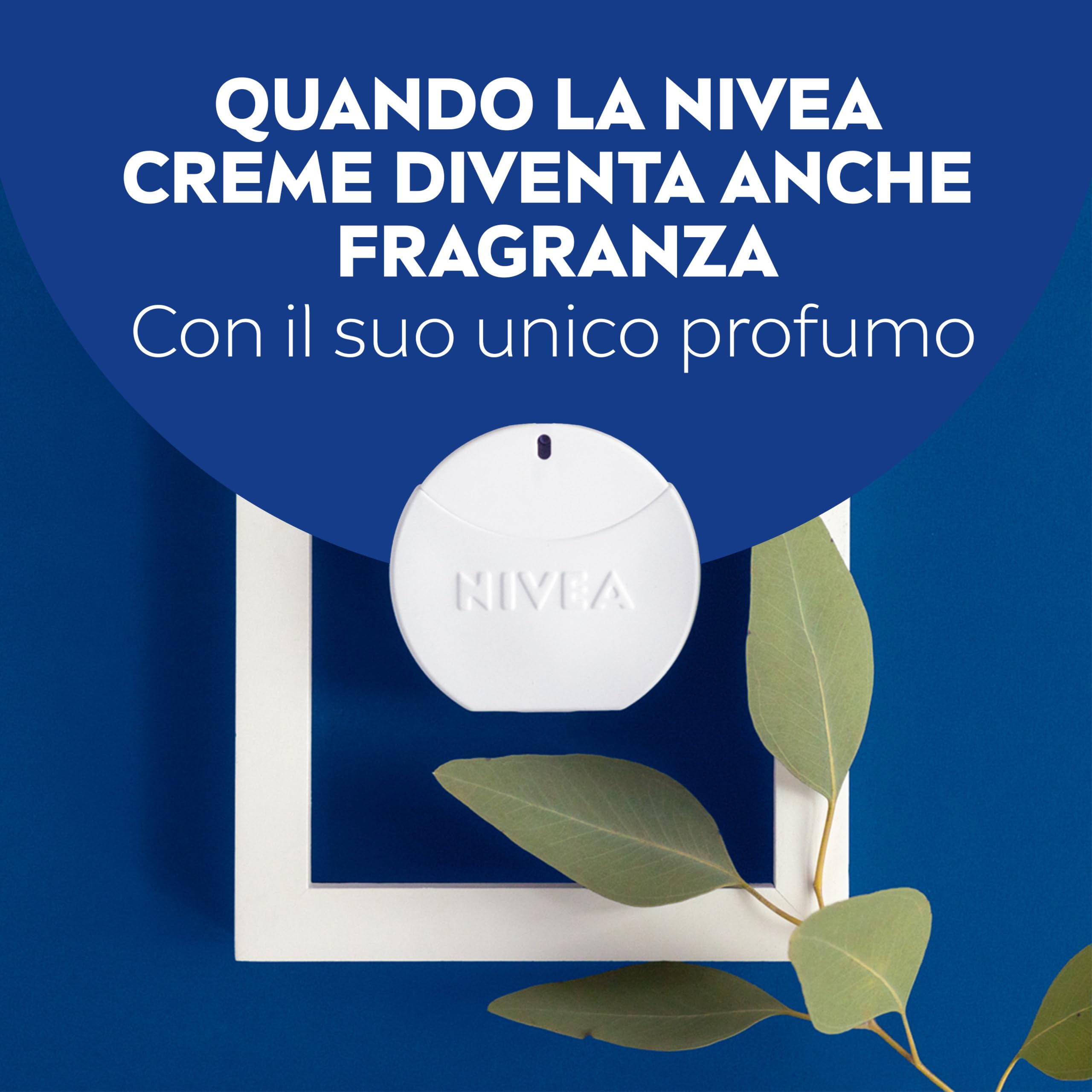 NIVEA Creme Eau de Toilette 30 ml, Profumo donna e uomo unisex dall'iconica fragranza di crema idratante NIVEA Creme, Acqua profumata dalle note floreali con cofanetto ideale come idea regalo