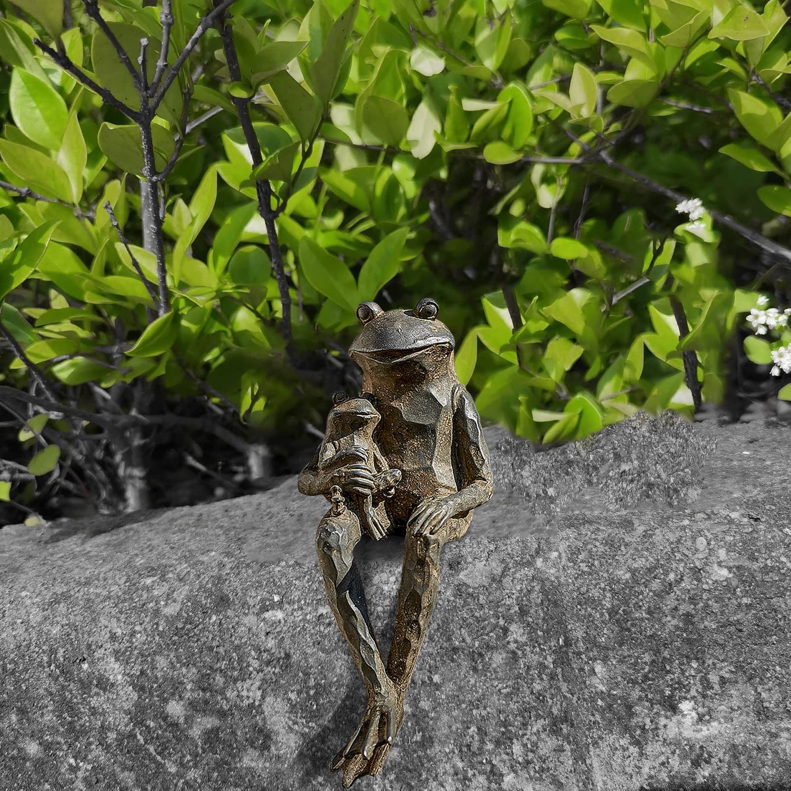 Unibos Decorative Garden Pond Sitting Frog Toad Ornament Father Son Statue Sculpture