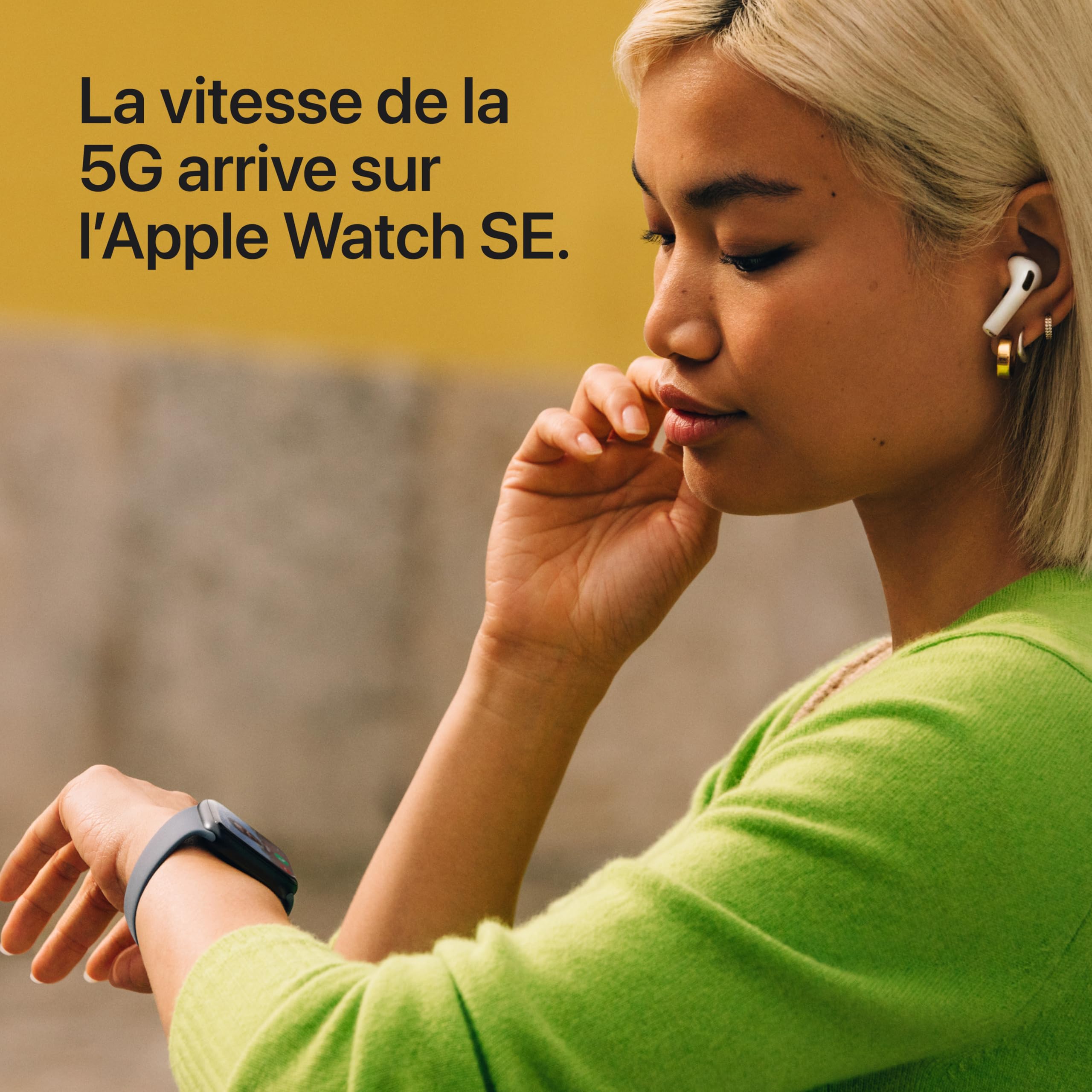 Apple Watch SE 3 [GPS + Cellular 40 mm] Montre connectée avec boîtier Minuit et Bracelet Sport Minuit. Moniteur activité/Sommeil/fréquence Cardiaque, écran Toujours activé
