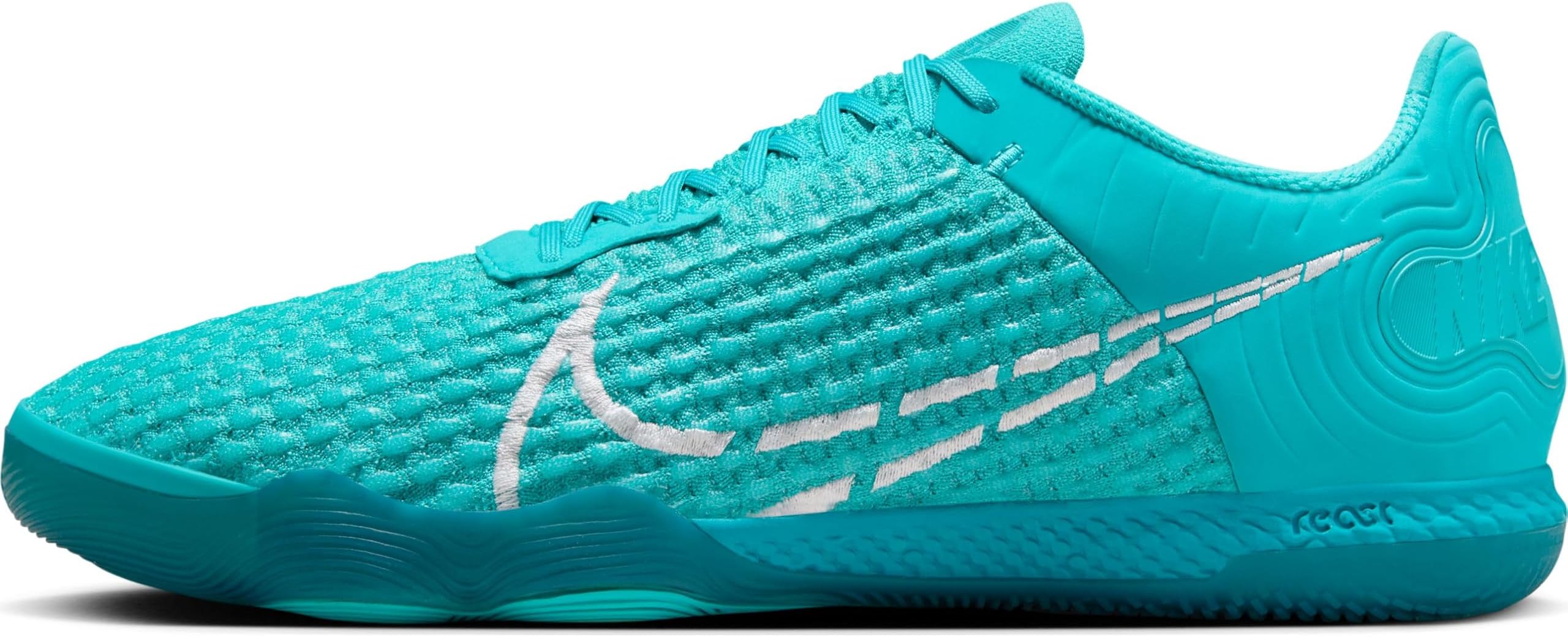 nike soccer indoor shoes