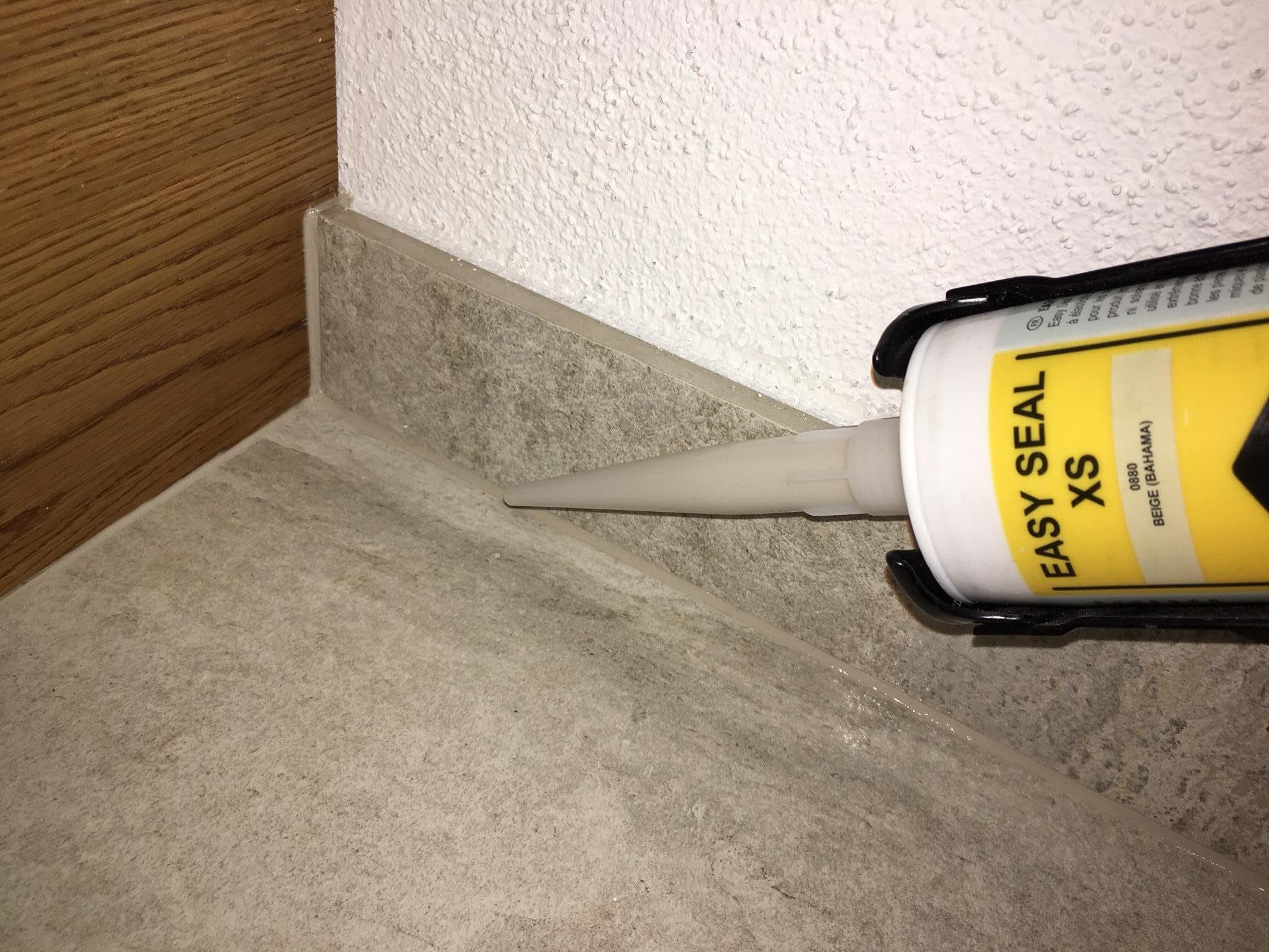 Innotec Easy Seal XS - Sigillante in silicone per sanitari, sigillante per interni ed esterni, silicone per sigillatura e stuccatura in sanitari e cucina, silicone per costruzione di alta qualità,
