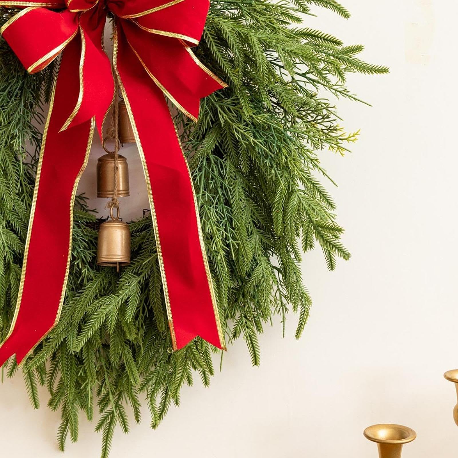 クリスマスリース 50cm 赤いリボン ベル付き Amazon.co.jp: Kokiya 50cm 人工松クリスマスリース ベル付き