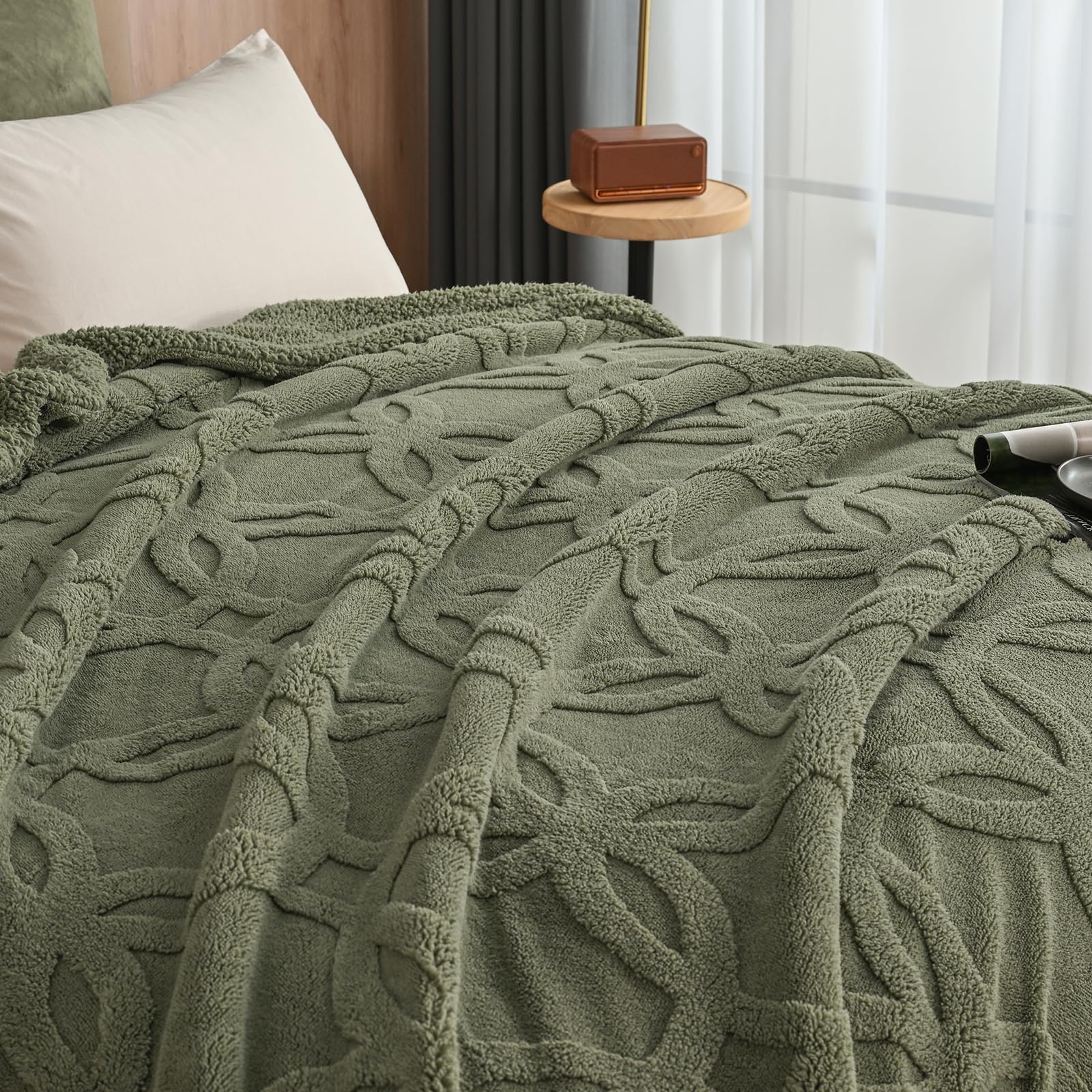 phf soft sherpa fleece blanket queen size for bed, 510gsm fleece lightweight yet warm blanket, no shed no pilling, 90" x 90", tufted jacquard cozy thick bed throw for home decor christmas, dark olive