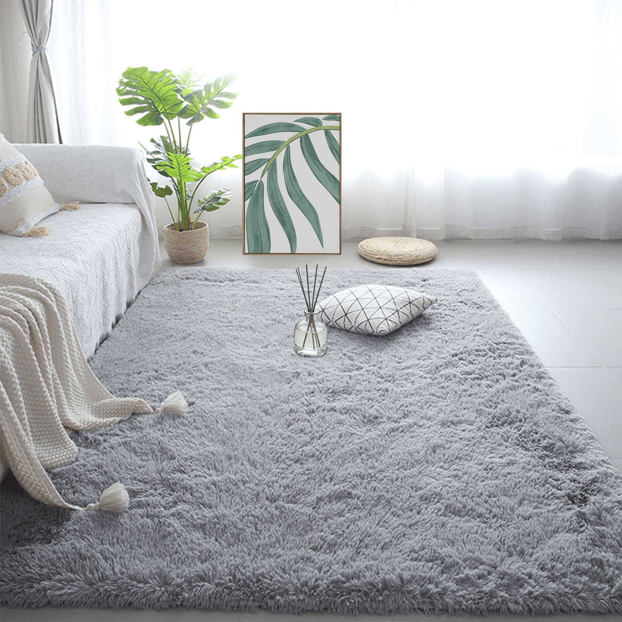 Tapis chambre shaggy moderne gris clair 240x320 pour réchauffer le salon