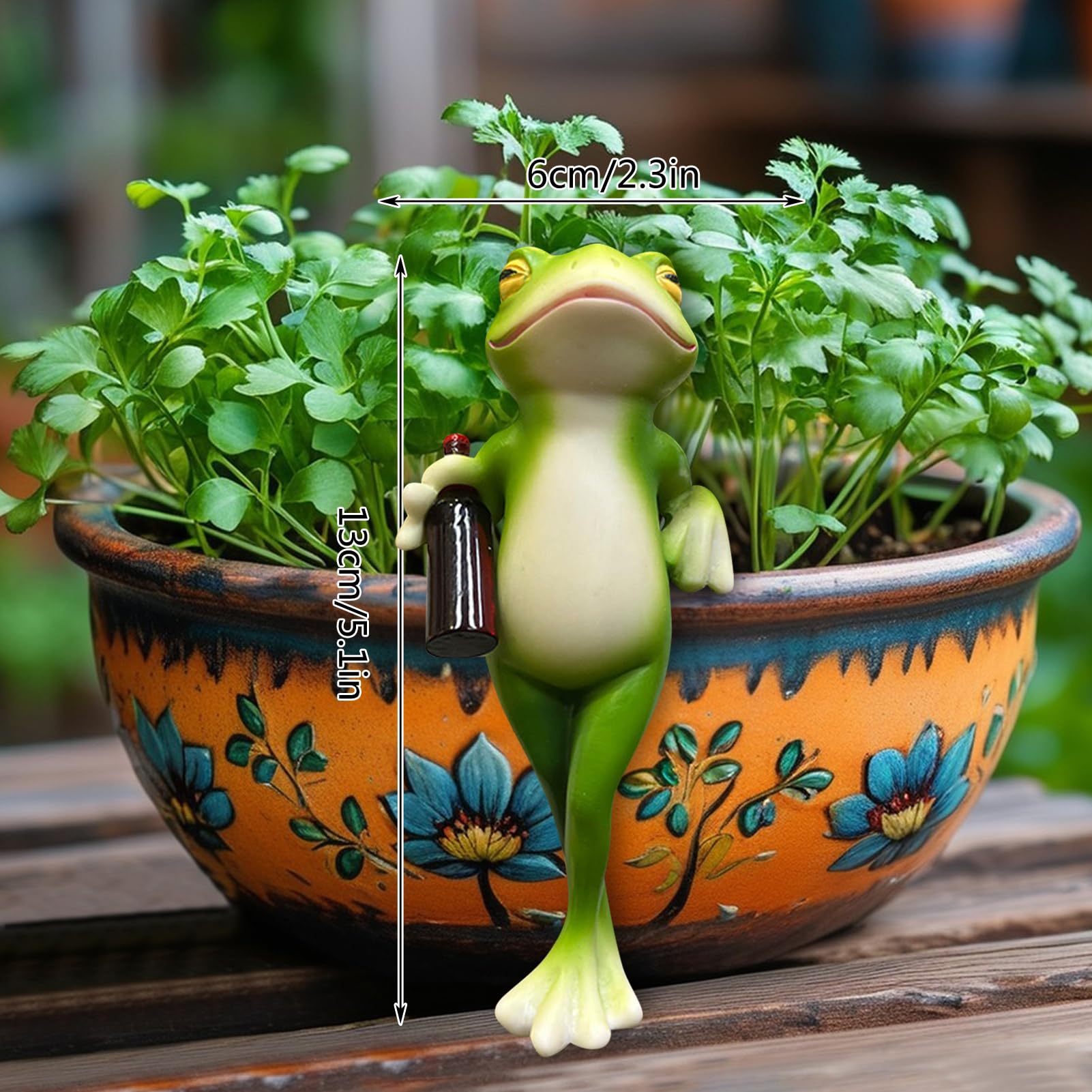 Rana decorativa da giardino, con bicchiere da vino a forma di