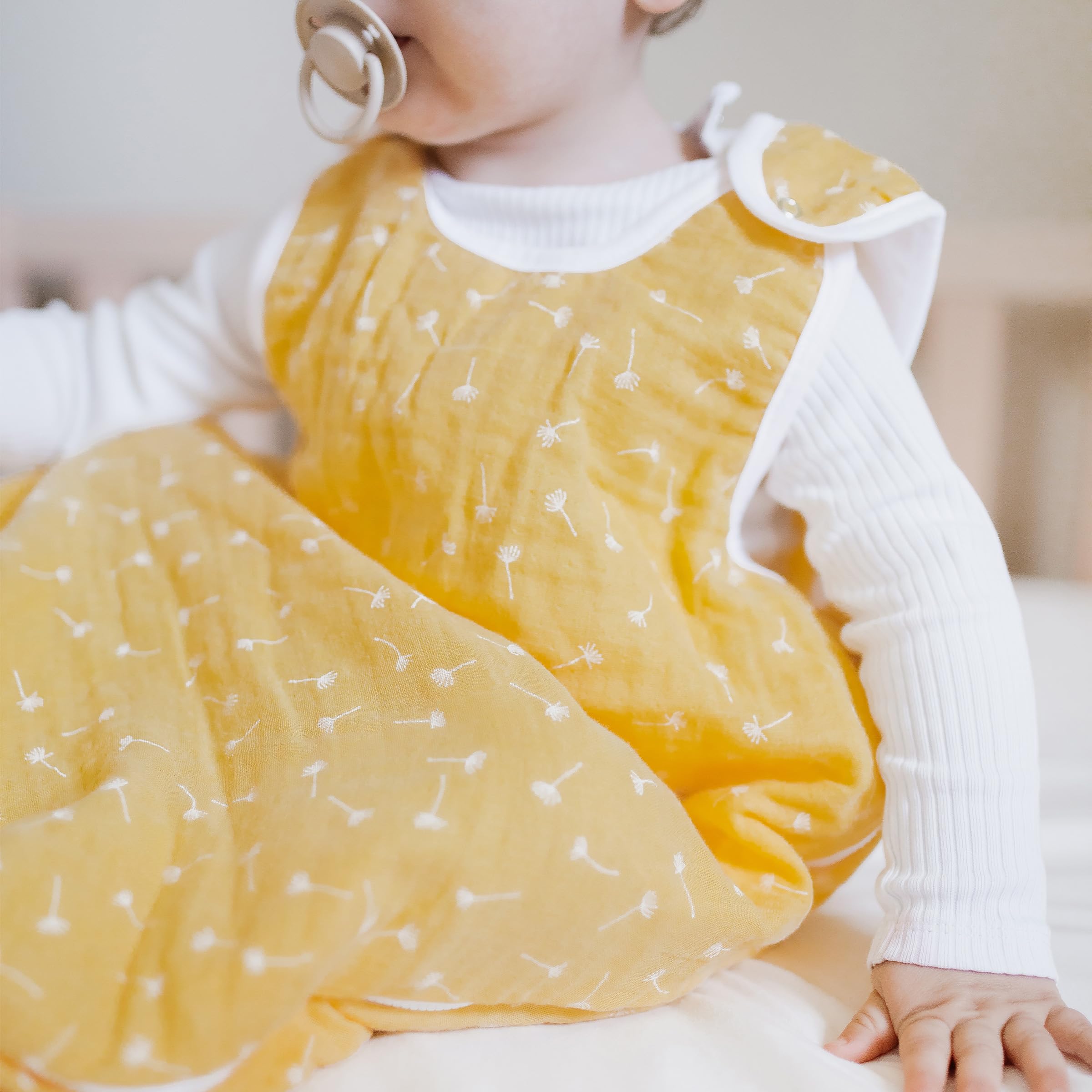 Ehrenkind® Baby Sommerschlafsack Rund Musselin | aus weicher OEKO-TEX zertifizierter Bio-Baumwolle | Sommer Baby Schlafsack Baby 1 TOG Gr. 50/56 Natur-Graue Tropfen