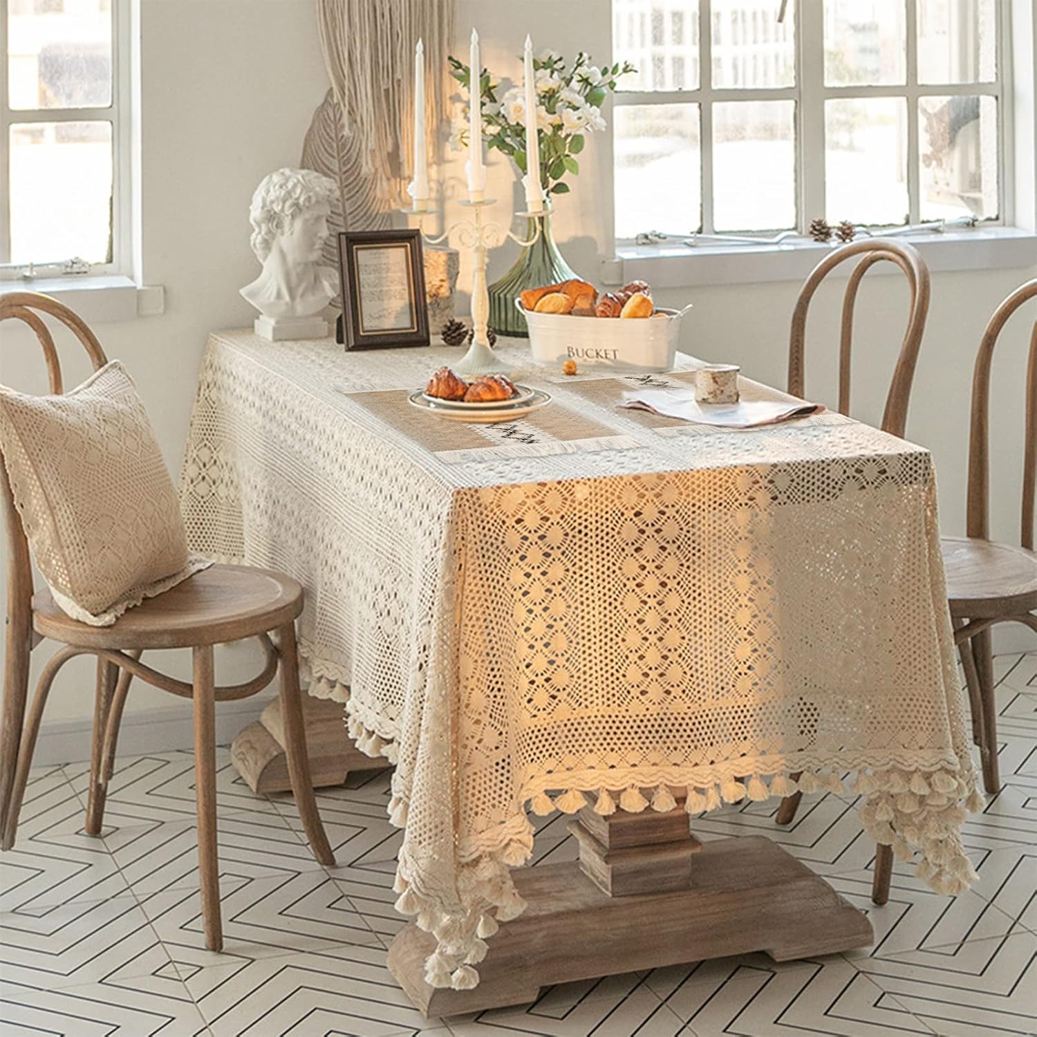Boho Table Mats, 4Pcs Washable Dinner Place Mats Rectangle Braided Boho Table Mats Rustic Cotton Woven Placemats with Tassel for Wedding Dining Kitchen (11.8 x 19.88inch)