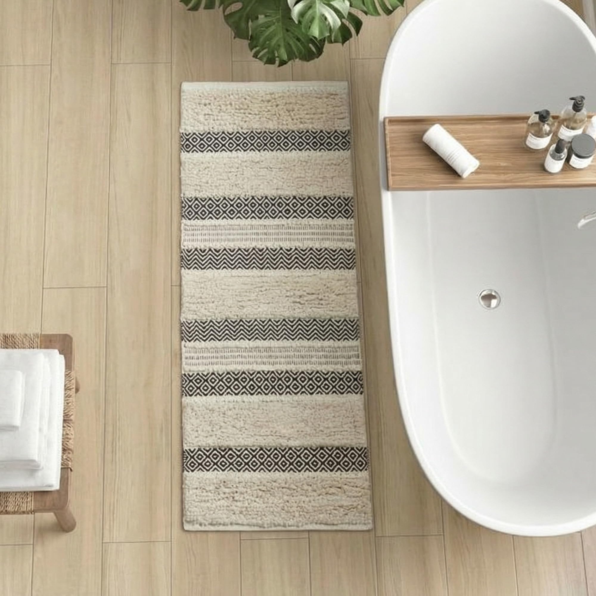 INK+IVY Bath Rug Hand-Woven Texture Shaggy Striped Soft & Water Absorbent, Boho Bathroom Décor Bath-Mats, Non-Slip Absorbent Quick Dry Mats for Tub,