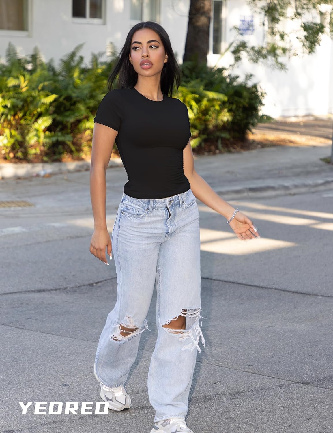 YEOREO Women's Double Lined Fitted Basic Tops Casual Short Sleeve Crew Neck T Shirt Sweeney Y2K Going Out Tee Tops - Image 2