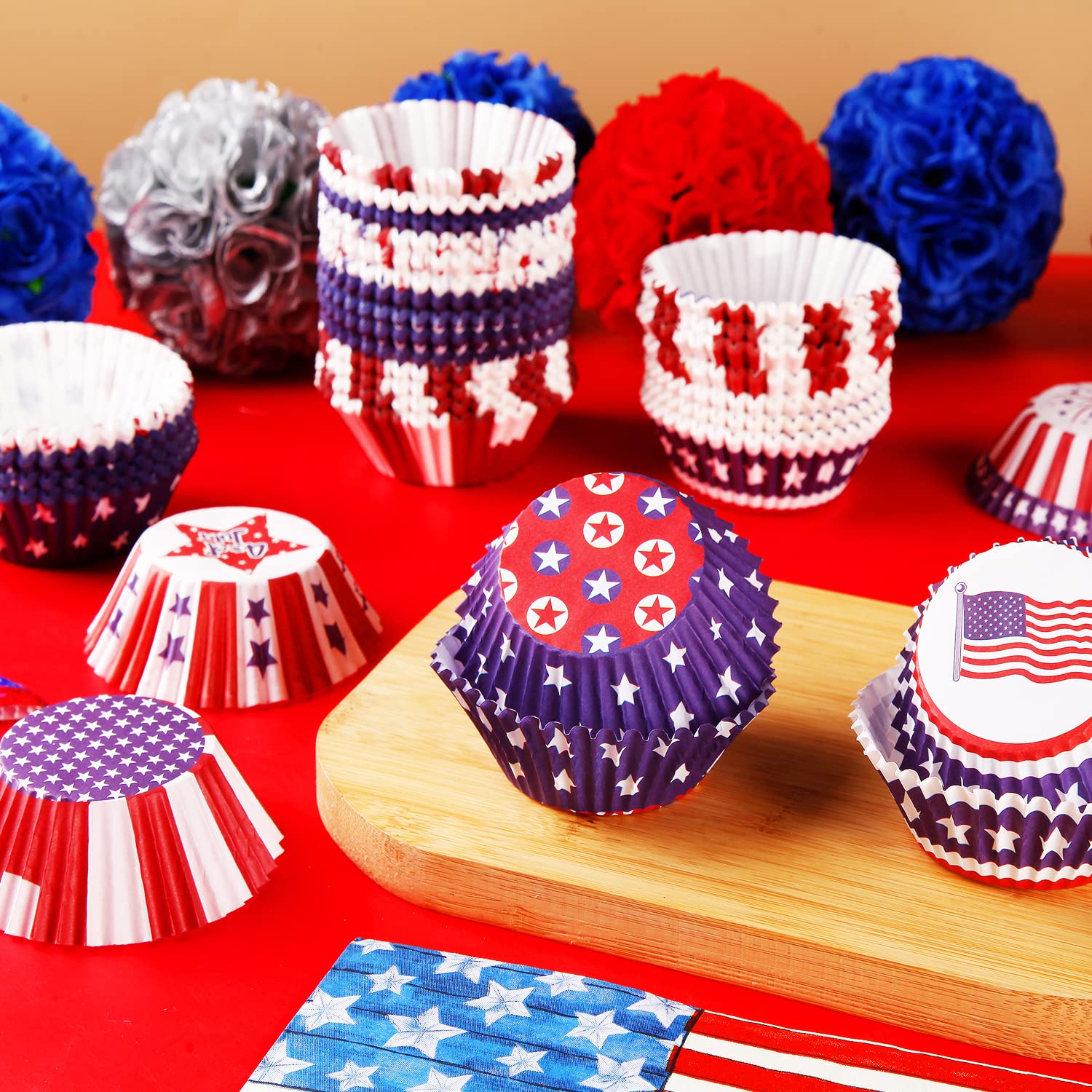 ?Quera 600Pcs Patriotic Cupcake Liners Paper Patterned Cupcake Liners Stars and Stripes Bake Cup Set 4Th Of July Birthday Cupcake Decorations Red/White/Blue?