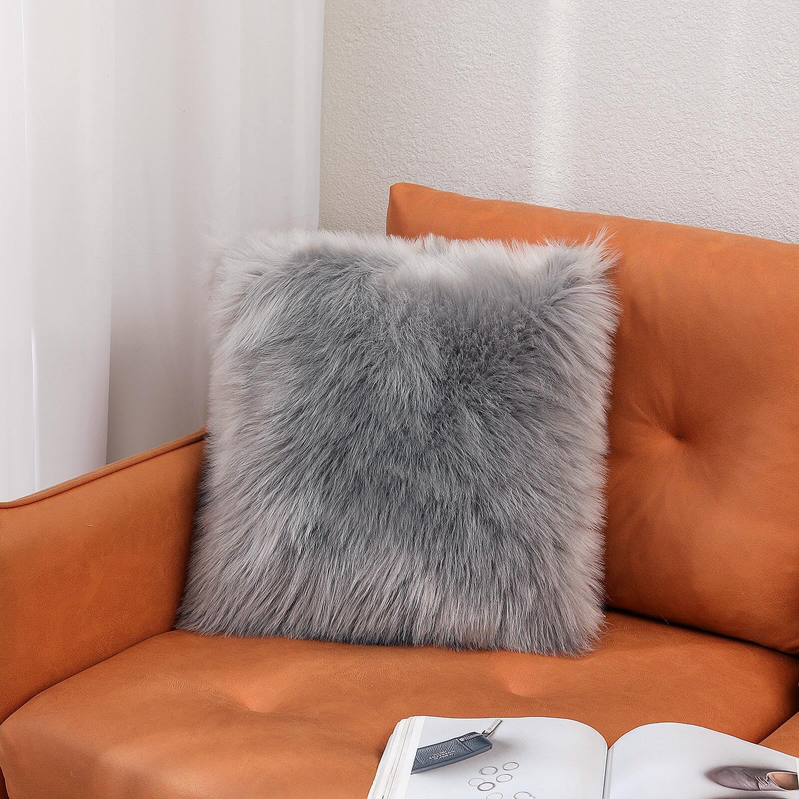 linmopm Kunstfell Schaffell Quadratischer Kissenbezug 2er Set Super Weich Flauschiges Kissen Fuzzy Kissen Neue Luxus-Serie für Wohnzimmer Couch Sofa Bett Home Decor Stuhlkissen (Grau)