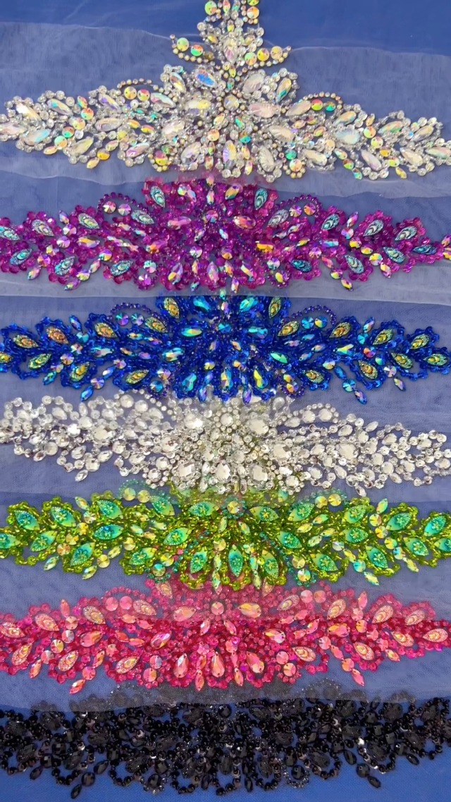 Patch Brodé Strass Noeud Papillon - Applique Couture Pour Vêtements Et Chaussures
