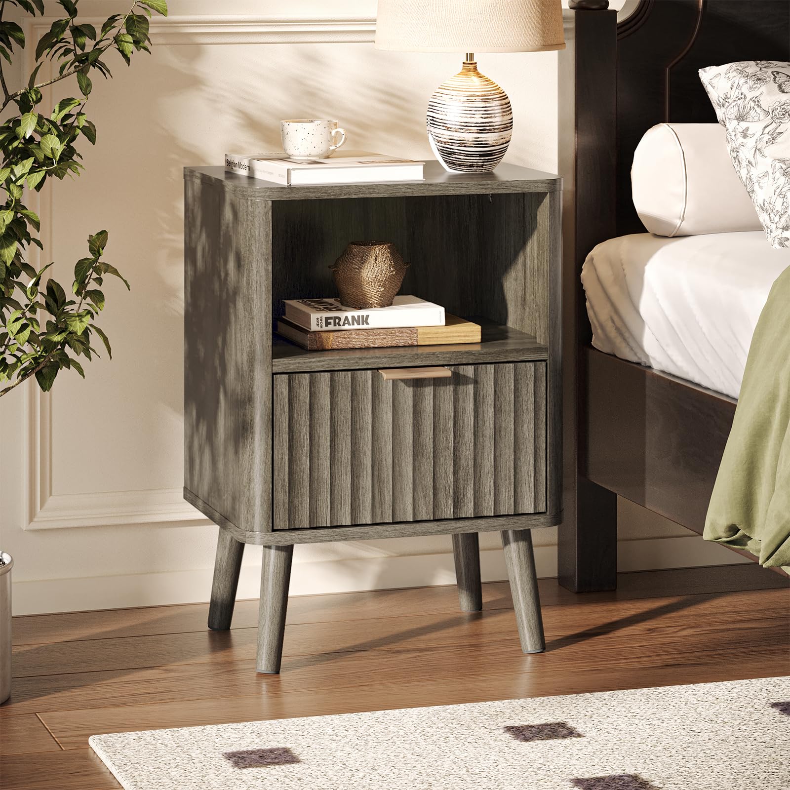 Bonnlo Grey Bedside Table with 1 Drawer and 1 Shelf, Fluted Nightstand