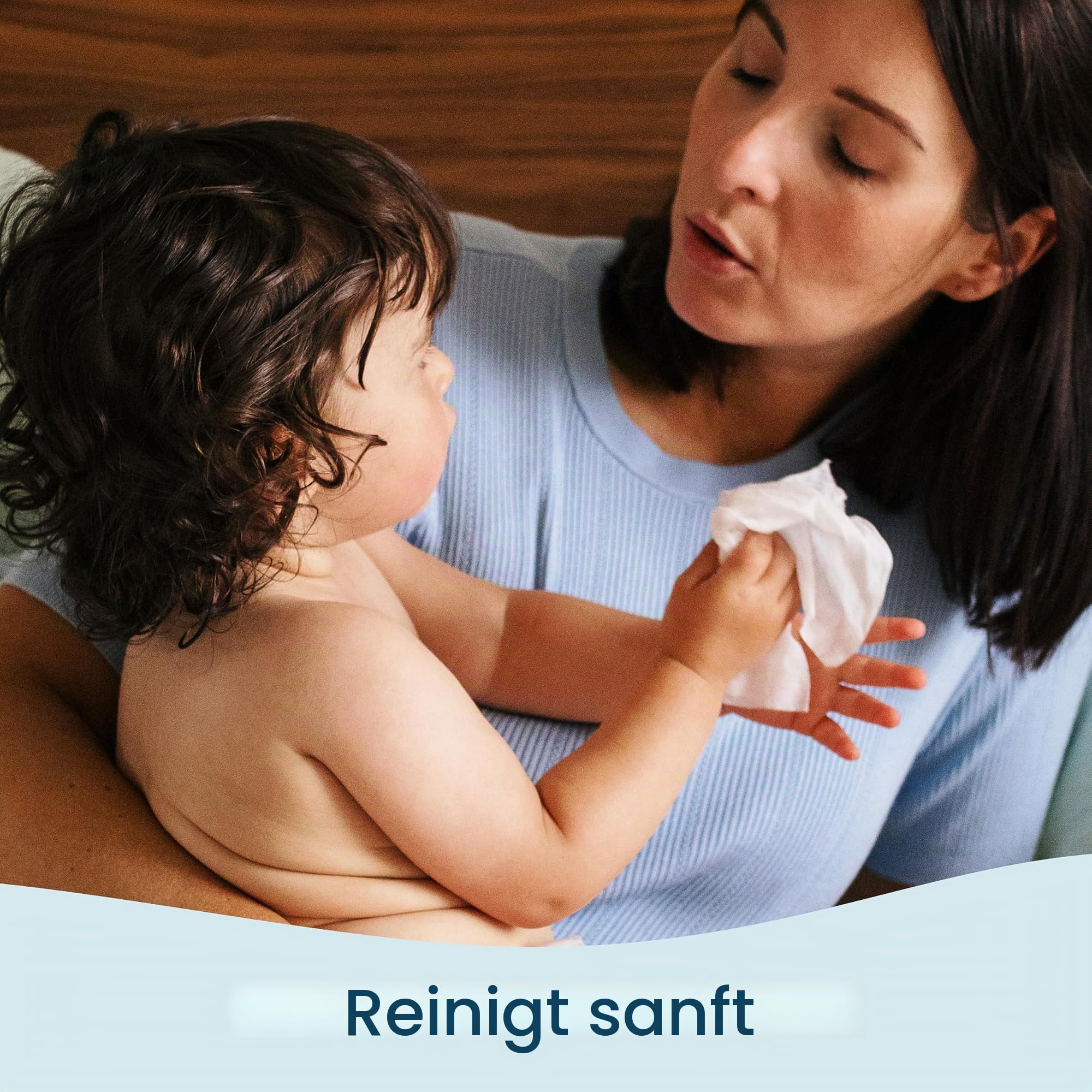 BIOLANE - Baby-Feuchttücher mit 99,9% Wasser - Pure Water - Packung mit 12 x 48 (576 Feuchttücher) - Für empfindliche Haut - Ab der Geburt - Duftfrei - Wechseln und Reinigungspflege
