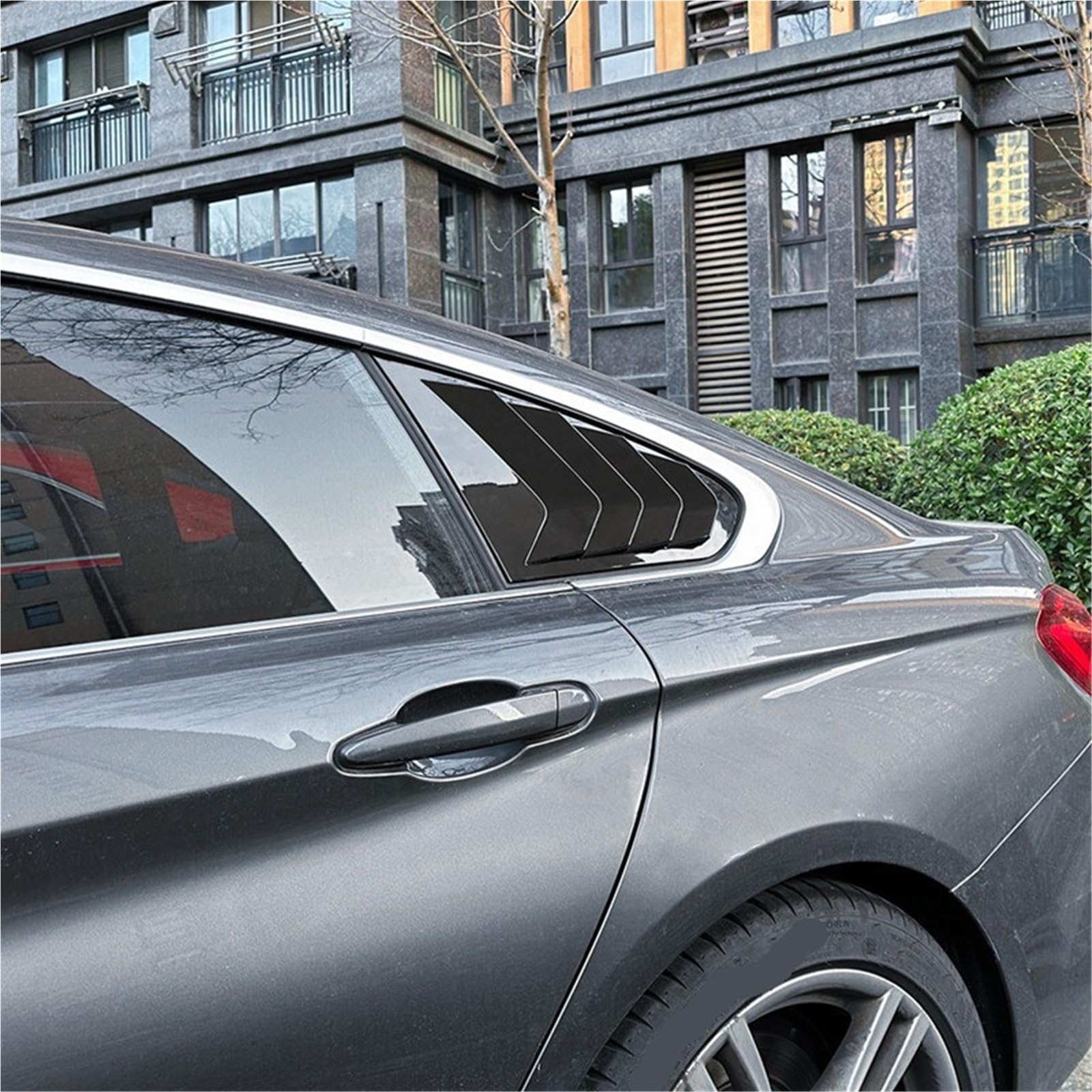 Pasuje do BMW serii 4 F36 2014-2020 Tylna szyba boczna kratka wentylacyjna żaluzja osłona żaluzji naklejka ozdobna akcesoria samochodowe(Glossy Black)