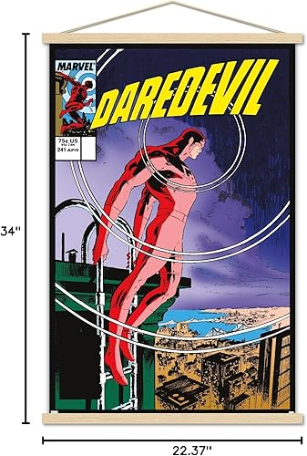 Miniatura 7 de Trends International Marvel Comics Daredevil - Póster de pared #241, 22.37 x 34.00 pulgadas, paquete de impresión premium y colgador de madera de
