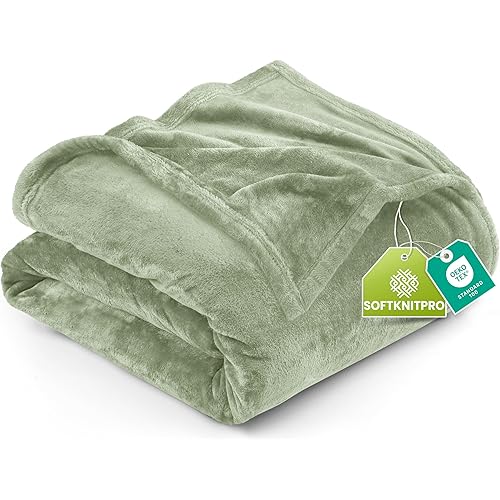 Utopia Bedding Fleece Blanket King Size Sage Green 300GSM Luxury Fuzzy Soft Anti-Static Microfiber Bed Blanket (90x102 Inch)