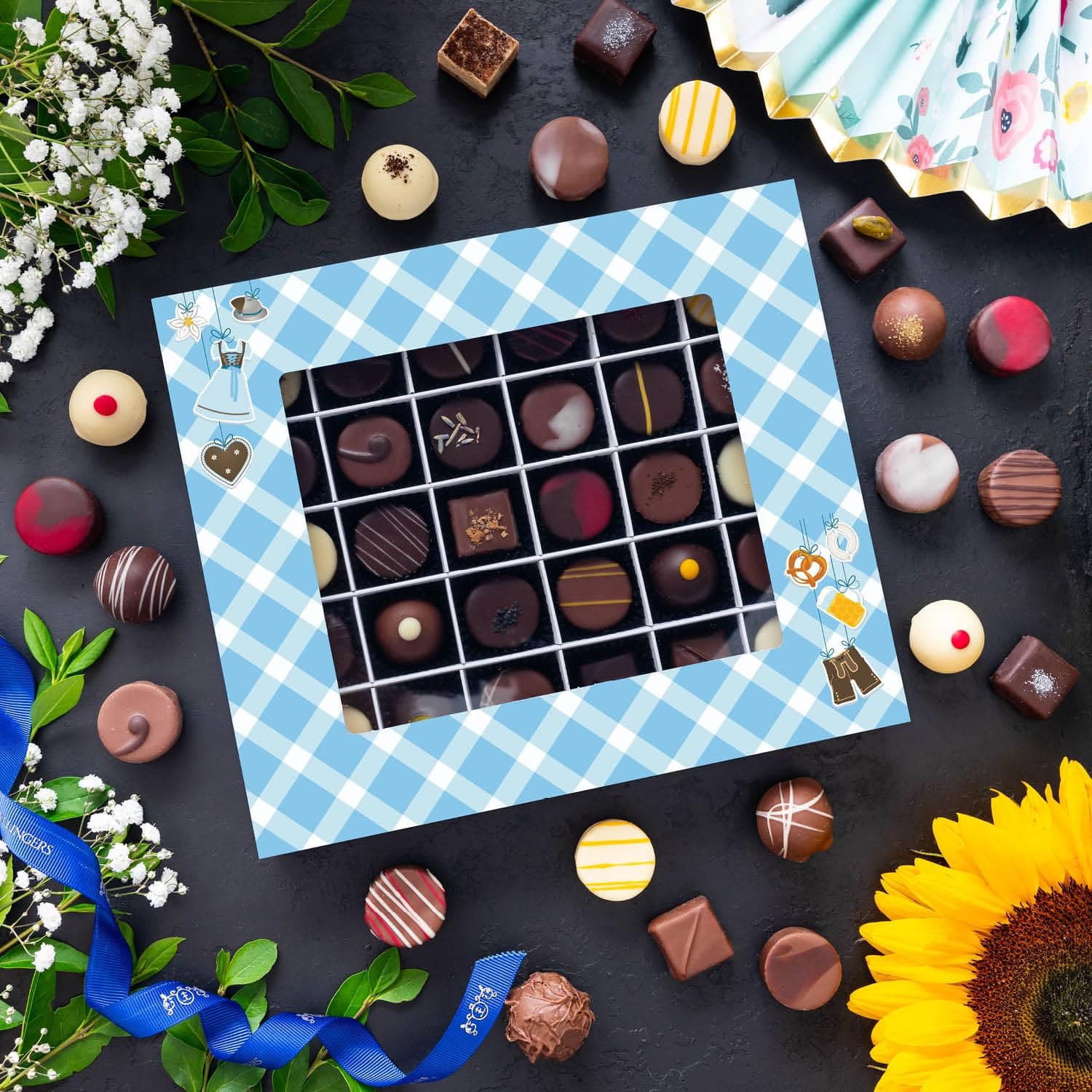 Hallingers Genuss Manufaktur Pralinen Geschenk - mit & ohne Alkohol, handmade aus Confiserie-Edelkakao in wertiger XXL-Geschenkbox "Bavaria", Geschenkidee für Frauen Männer