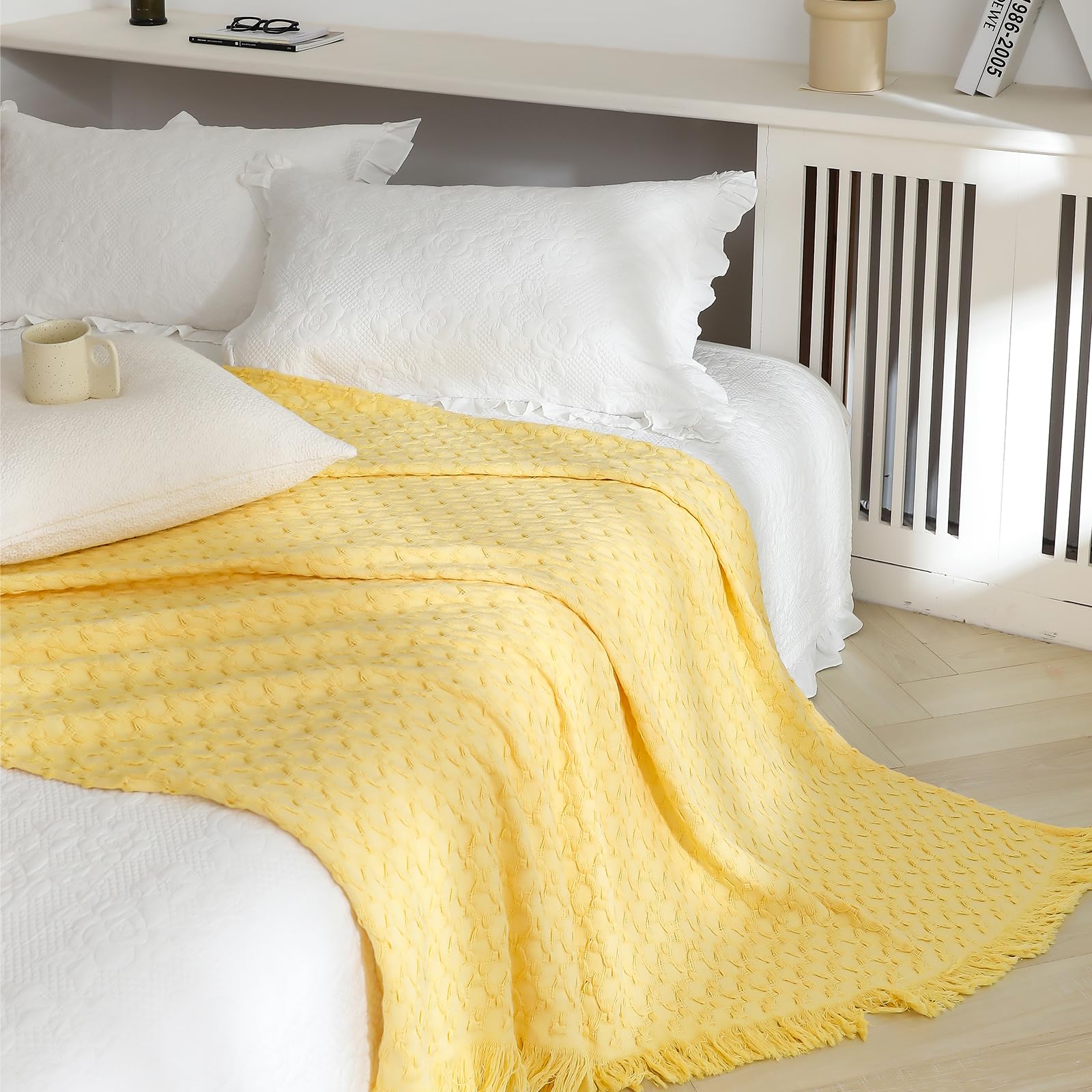 Simple&Opulence 100% Cotton Throw Blanket for Couch, Bed, Waffle Weave Knit Blanket with Tassels, Soft Lightweight Pre-Washed Breathable Comfy Blanket Farmhouse Decor for All-Season(Light Yellow)