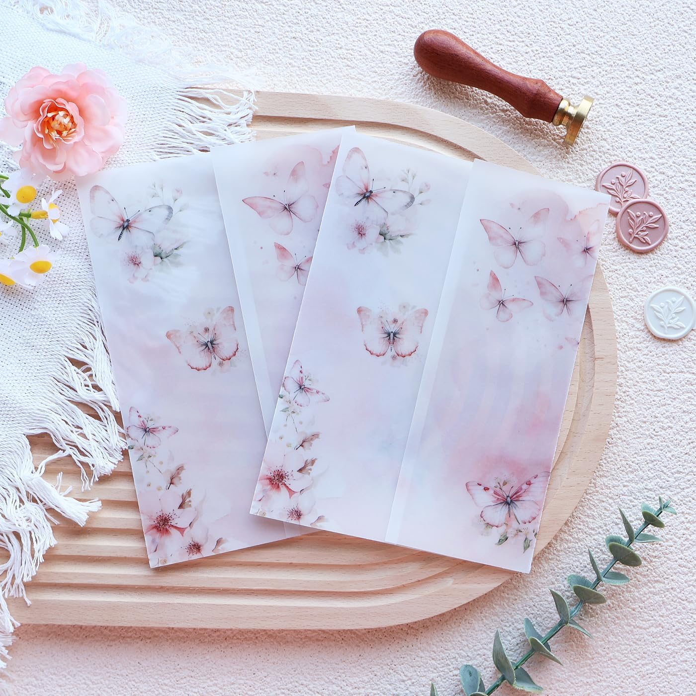 Hosmsua 50Pcs Vellum Jackets for 5x7 Invitations - 135GSM Elegant Blush Pink Boho Floral Butterfly Translucent Invitation Sleeves For Wedding Quinceanera Bridal Shower Invitation (Blush Pink)