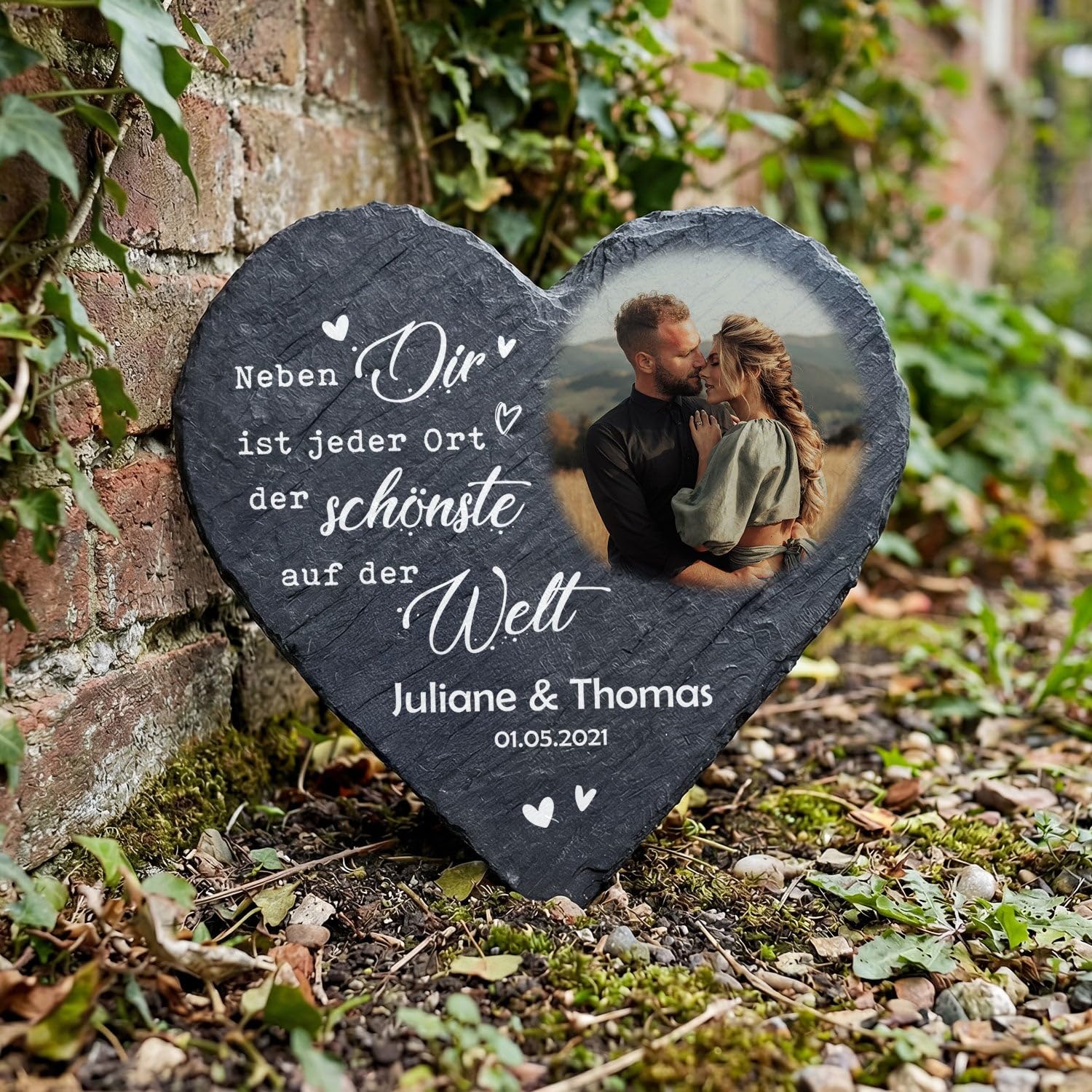 GRAVURZEILE Bedrucktes Schieferherz - Paarfoto - Personalisiert mit Name, Foto & Datum - Individuell bedruckt - 20 x 20 cm - Geschenk für Paare zum Valentinstag, Jahrestag oder Hochzeit