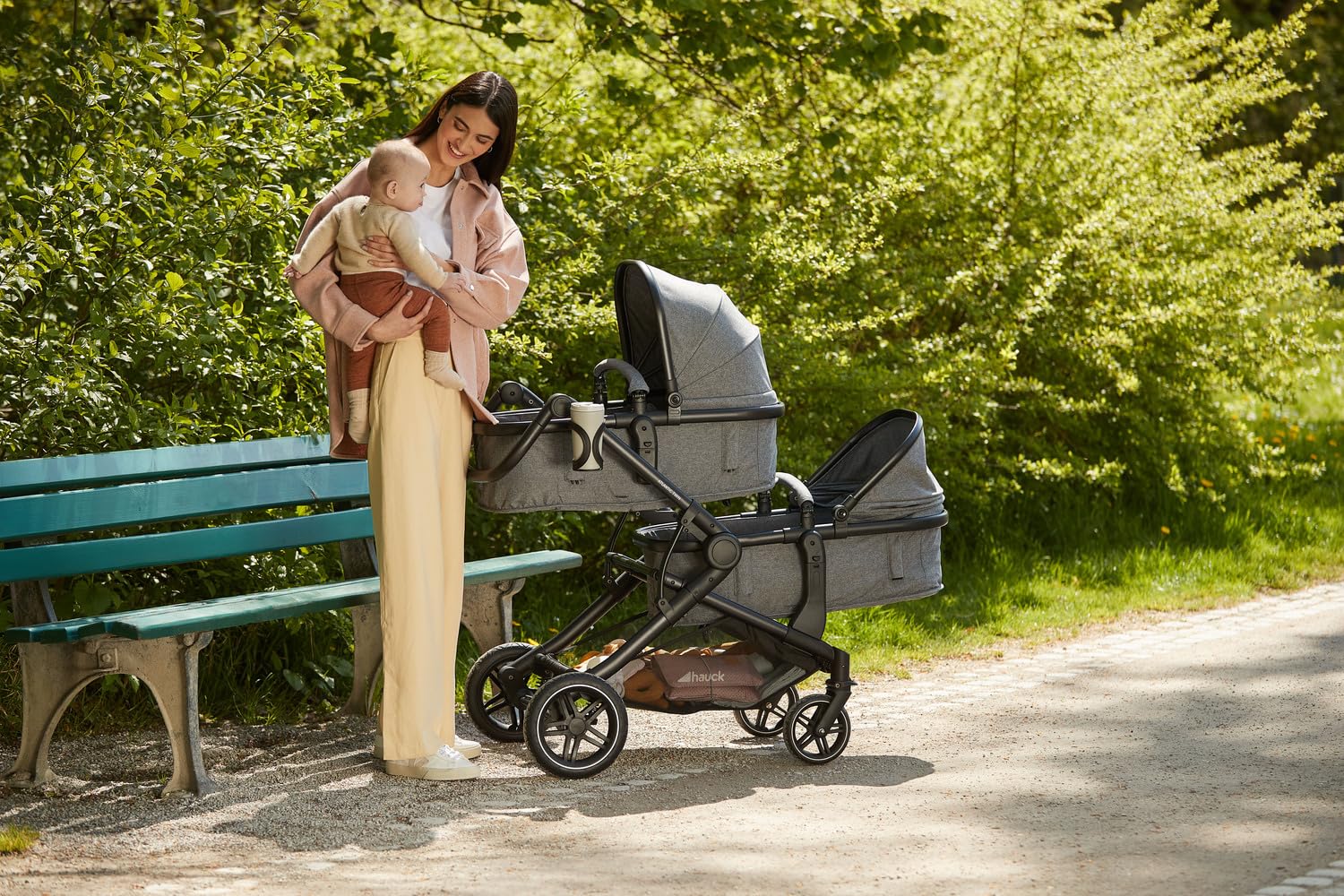 hauck Atlantic Twin Carro Doble Bebe Apto desde el Nacimiento, Silla de Paseo Gemelar Estrecha con Capazos Convertibles en Sillas - Gris Melange