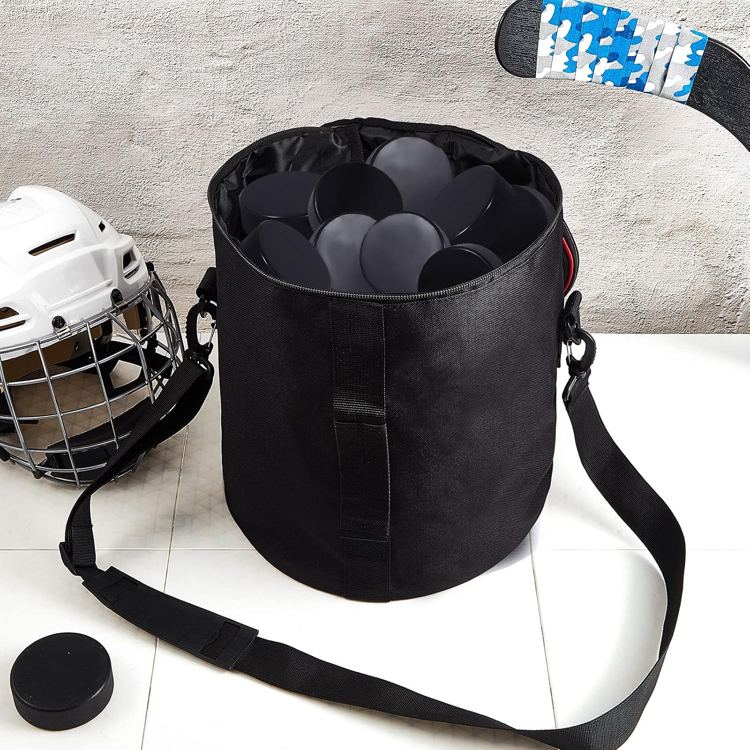 Dunzy Waterproof Hockey Puck Bag Equipment Carrying Bag for Hockey Pucks and Balls Large Capacity bag Carrier for Holding up to 50, Black(1 Pcs)