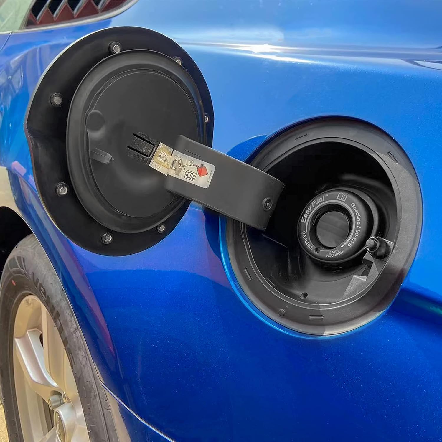 KEWISAUTO Gas Tank Cap Cover for Ford Mustang GT 2015-2020, Fuel Filler Door Cover Fuel Gas Cap for 2015-2020 Ford Mustang GT Exterior Decoration Accessories (Black)