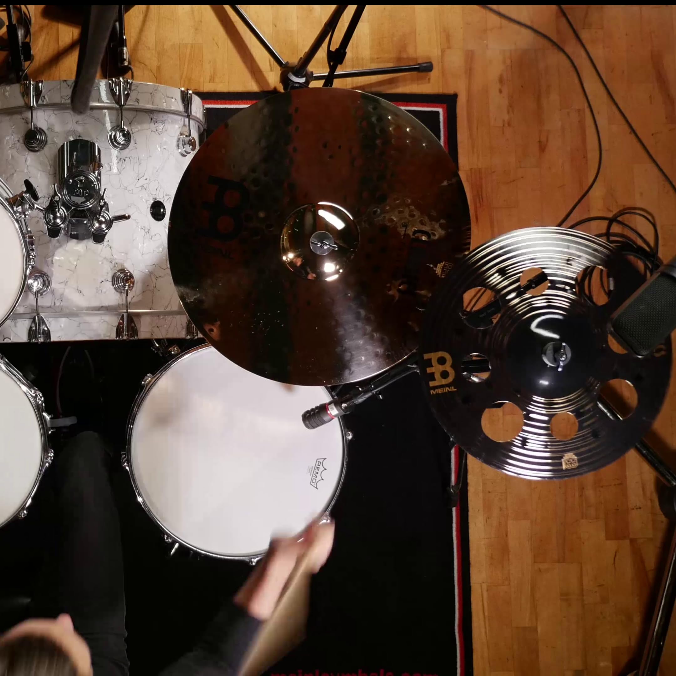 Meinl Cymbals Classics Custom Dark Trash Crash 16 pollici (40,64cm) Piatto per Batteria - Bronzo B12 Finitura Scura