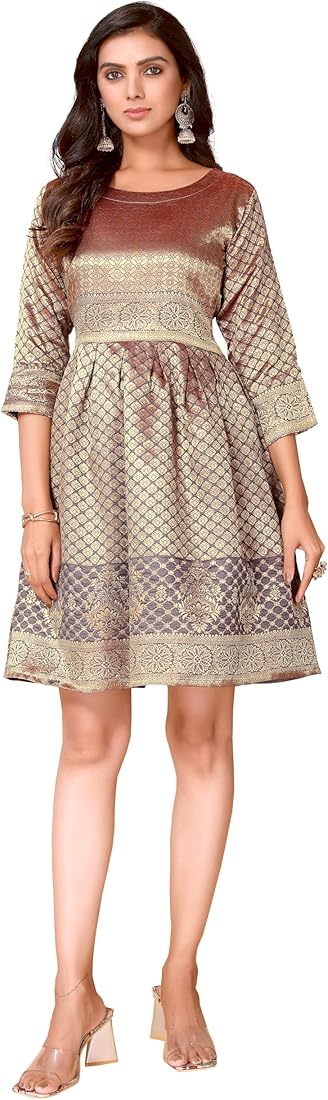 Ozaro kiyinish feminizatsiyasi Novokuznetskdagi yalangoch qizlar