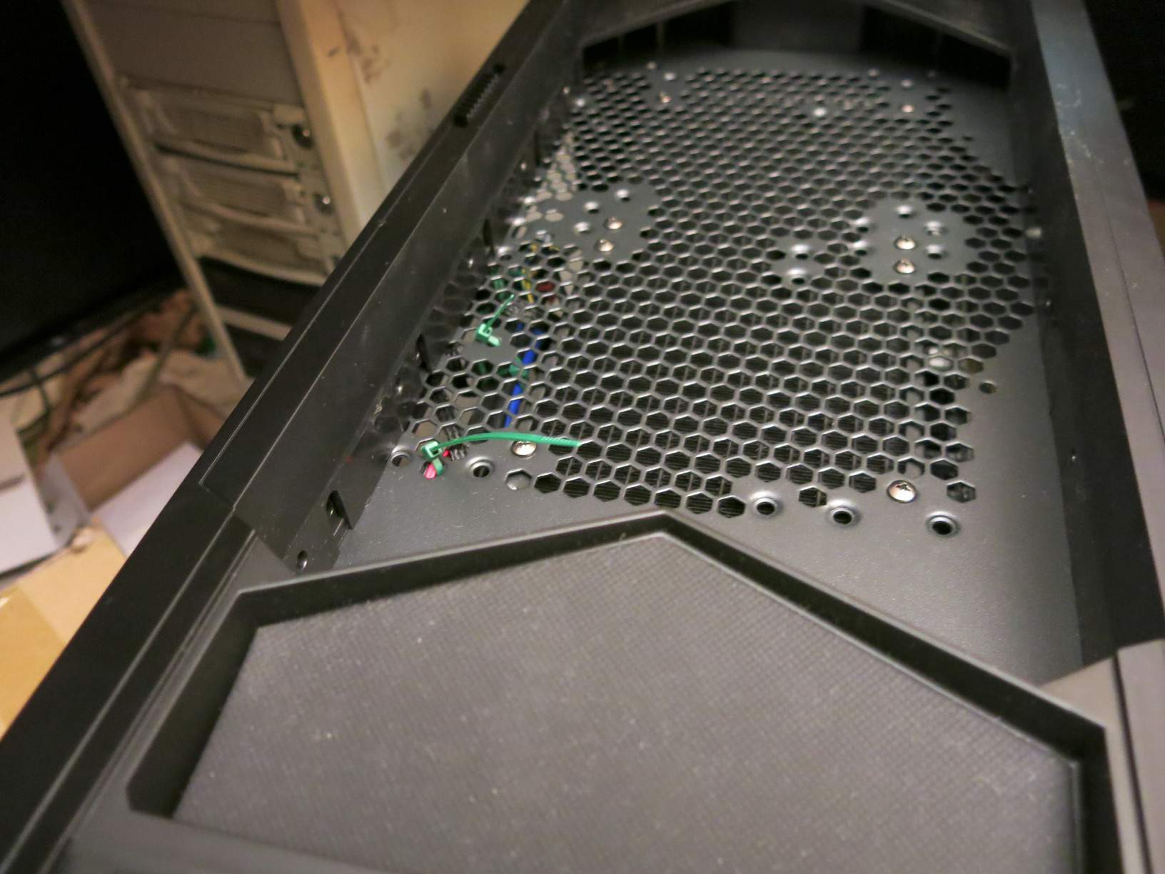 I Really Like It!  However, 3-fan AIO liquid coolers are problematic.