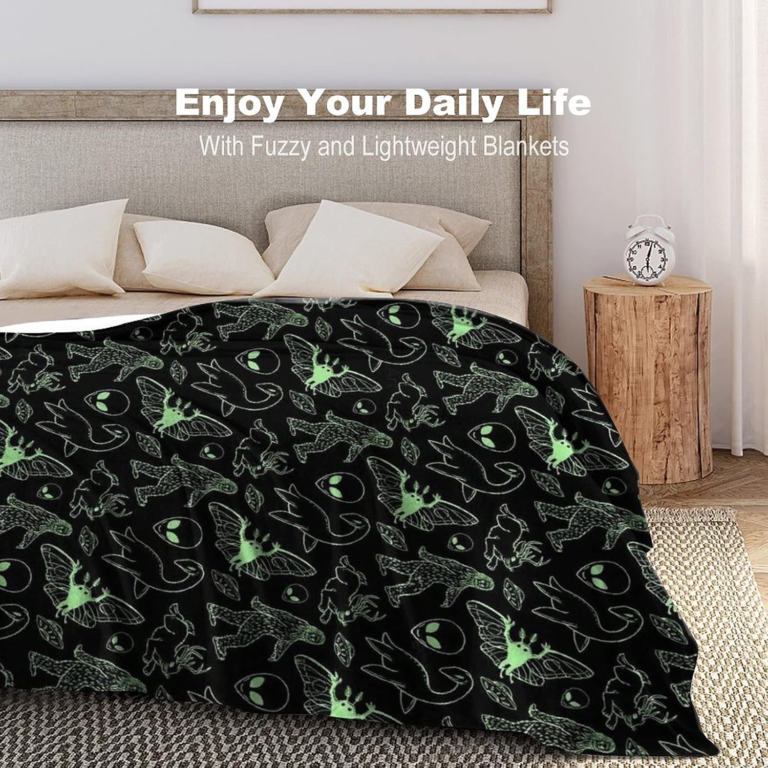 Green Lines Cryptid Pattern Flannel Blanket Soft Warm Throw Blankets for Living Room Sofa Bed