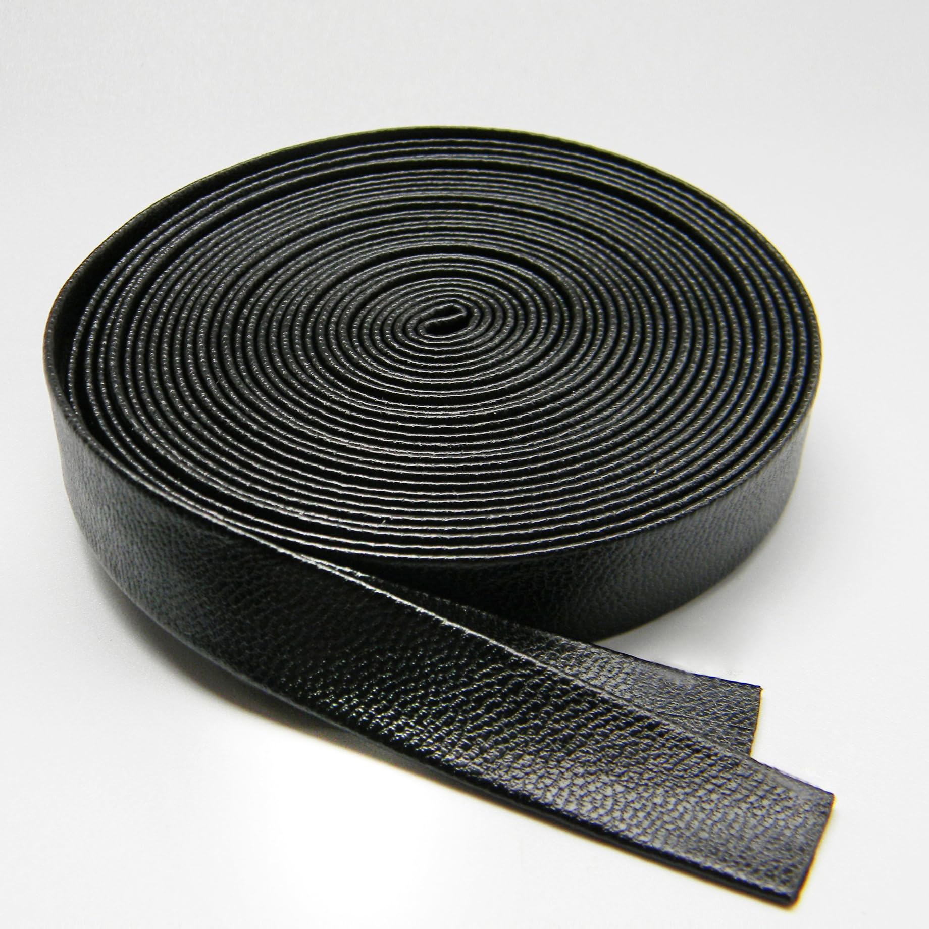 Black pu Leather ito sageo Sword tsuka Handle for Japanese Samurai wakizashi Tanto Katana Sword (Black PU Leather ito)