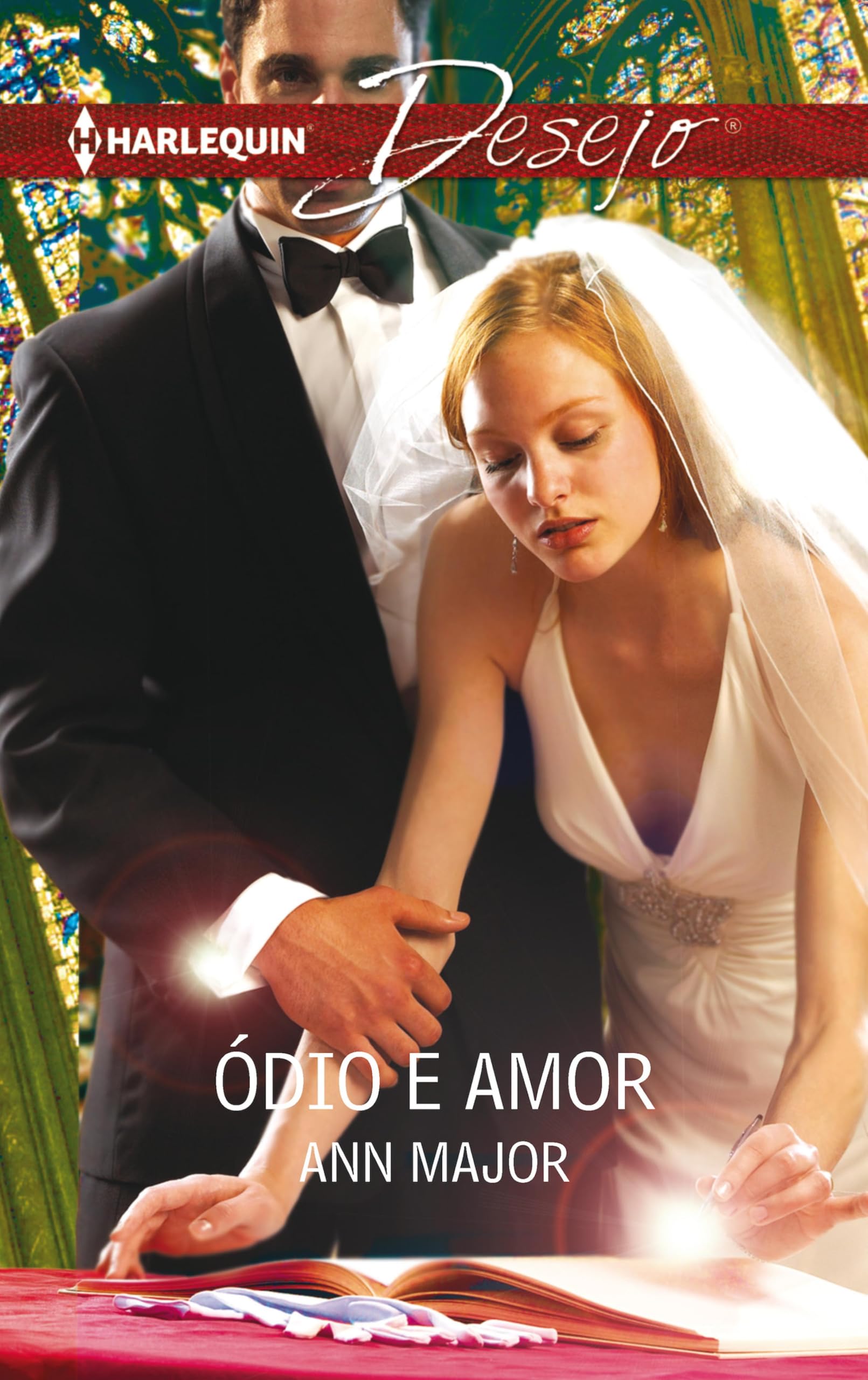 Ódio e amor (Desejo Livro 836) (Portuguese Edition)