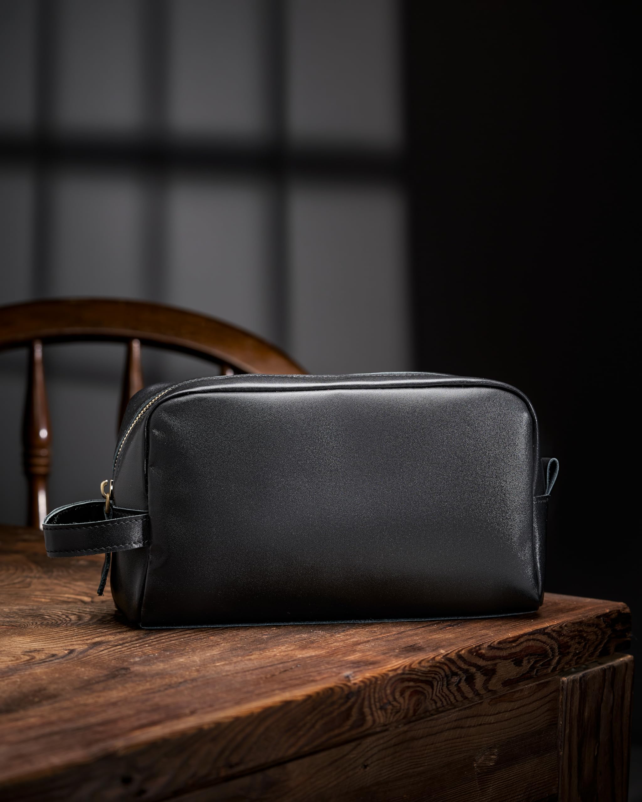 Awesometik Bolsa de viaje para hombre, organizador de artículos de aseo personal, bolsa de aseo para hombres, kit de afeitado esencial de viaje, bolsa de cosméticos resistente al agua, Negro -, Uso