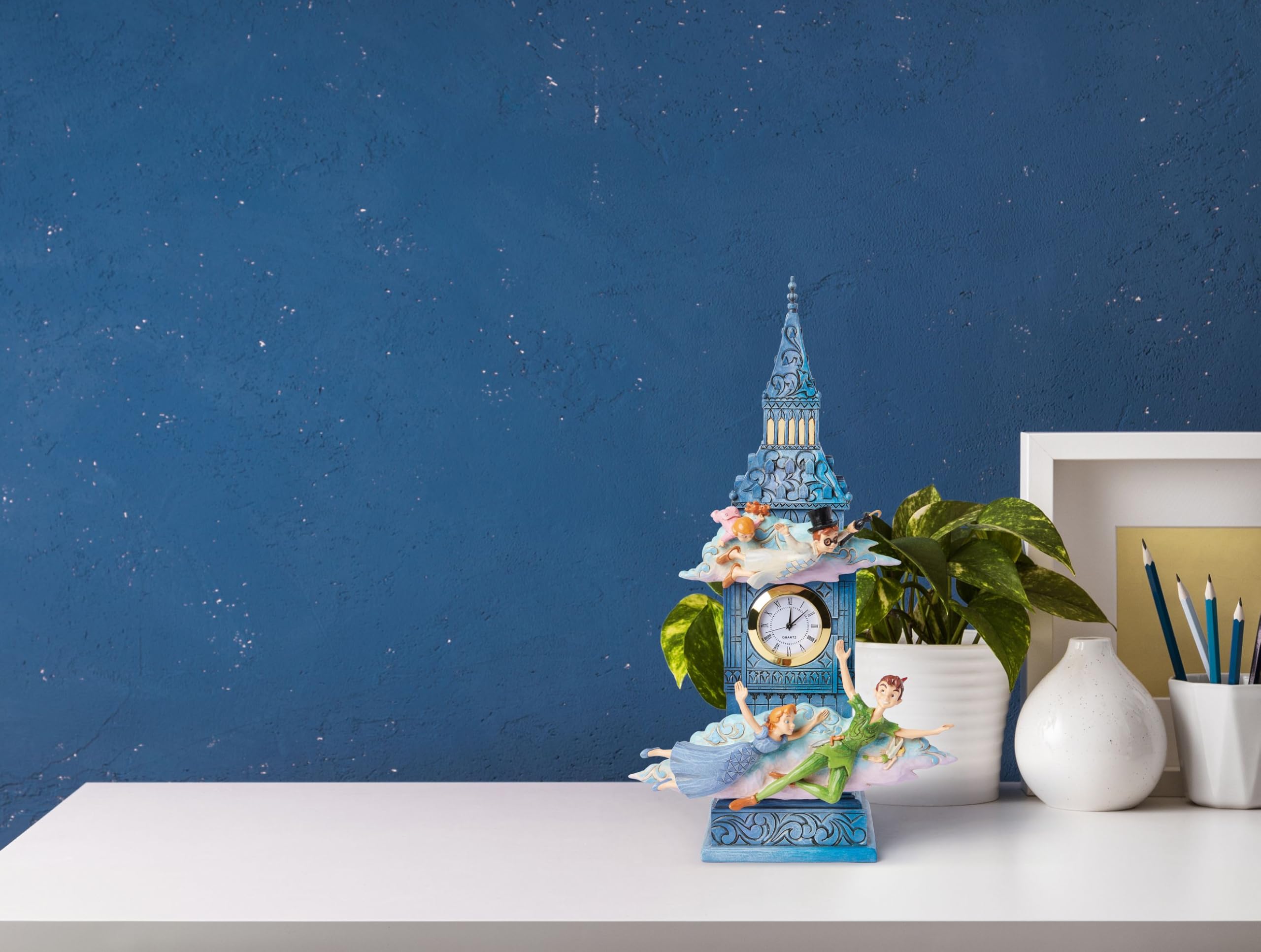 Disney Traditions Peter Pan Clock, wysokość 26 cm