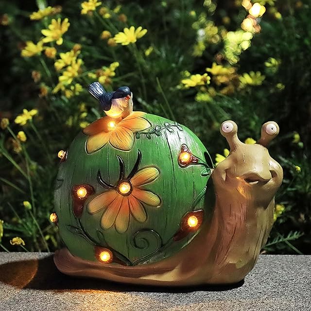 La Jolíe Muse Garden Ornament Solar Snail Figurine - Garden Gifts Garden Statue Solar Powered Lights Animal Figurine for Yard Lawn Home Decoration Gift, 21.5x25.5x13CM (Snail)